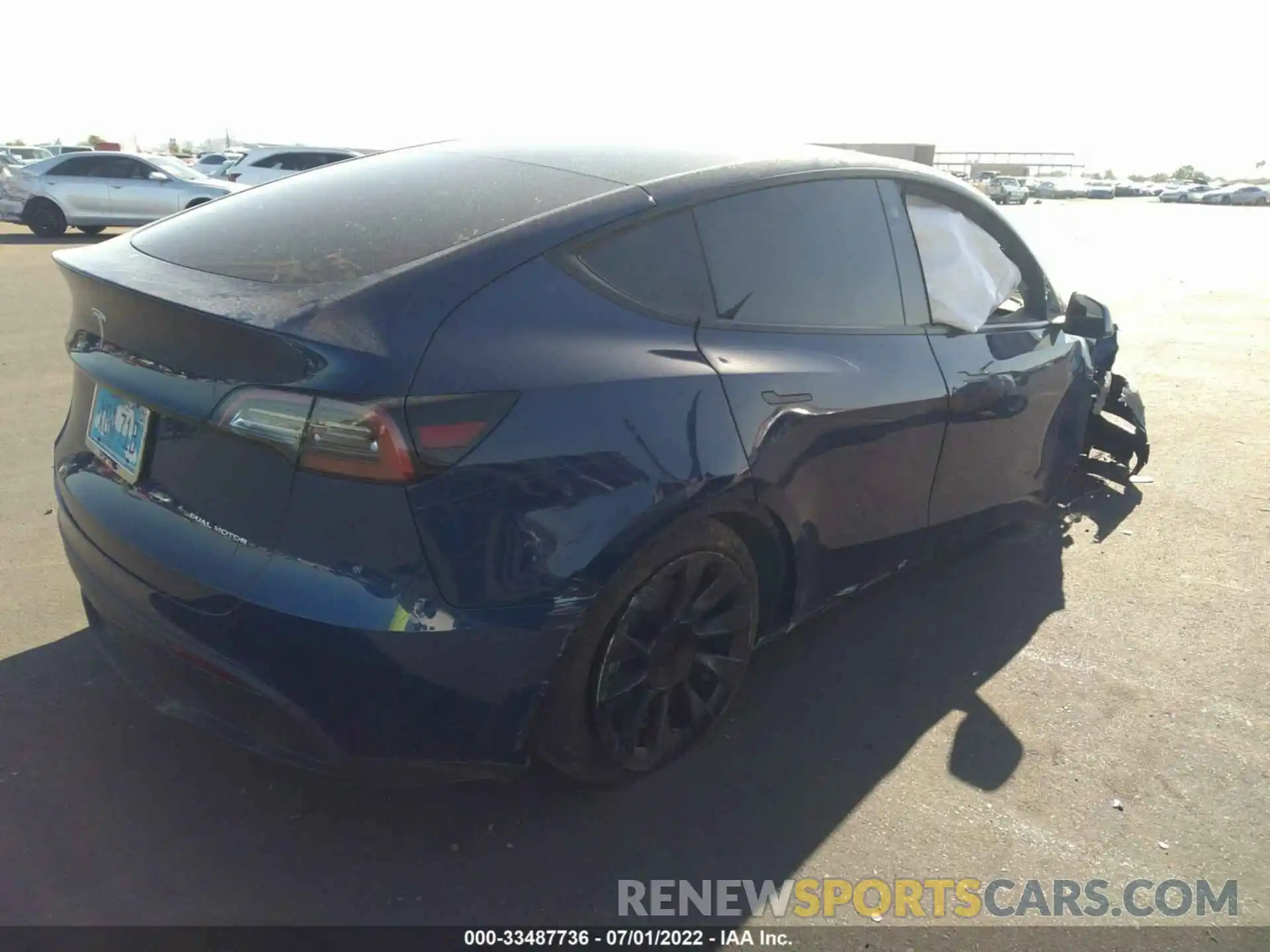 4 Photograph of a damaged car 5YJYGDEE1MF157229 TESLA MODEL Y 2021