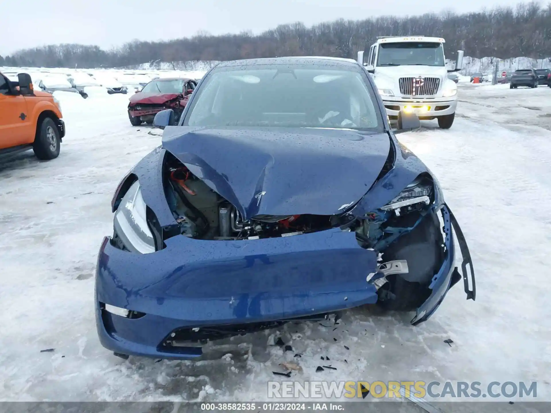 12 Photograph of a damaged car 5YJYGDEE1MF188643 TESLA MODEL Y 2021