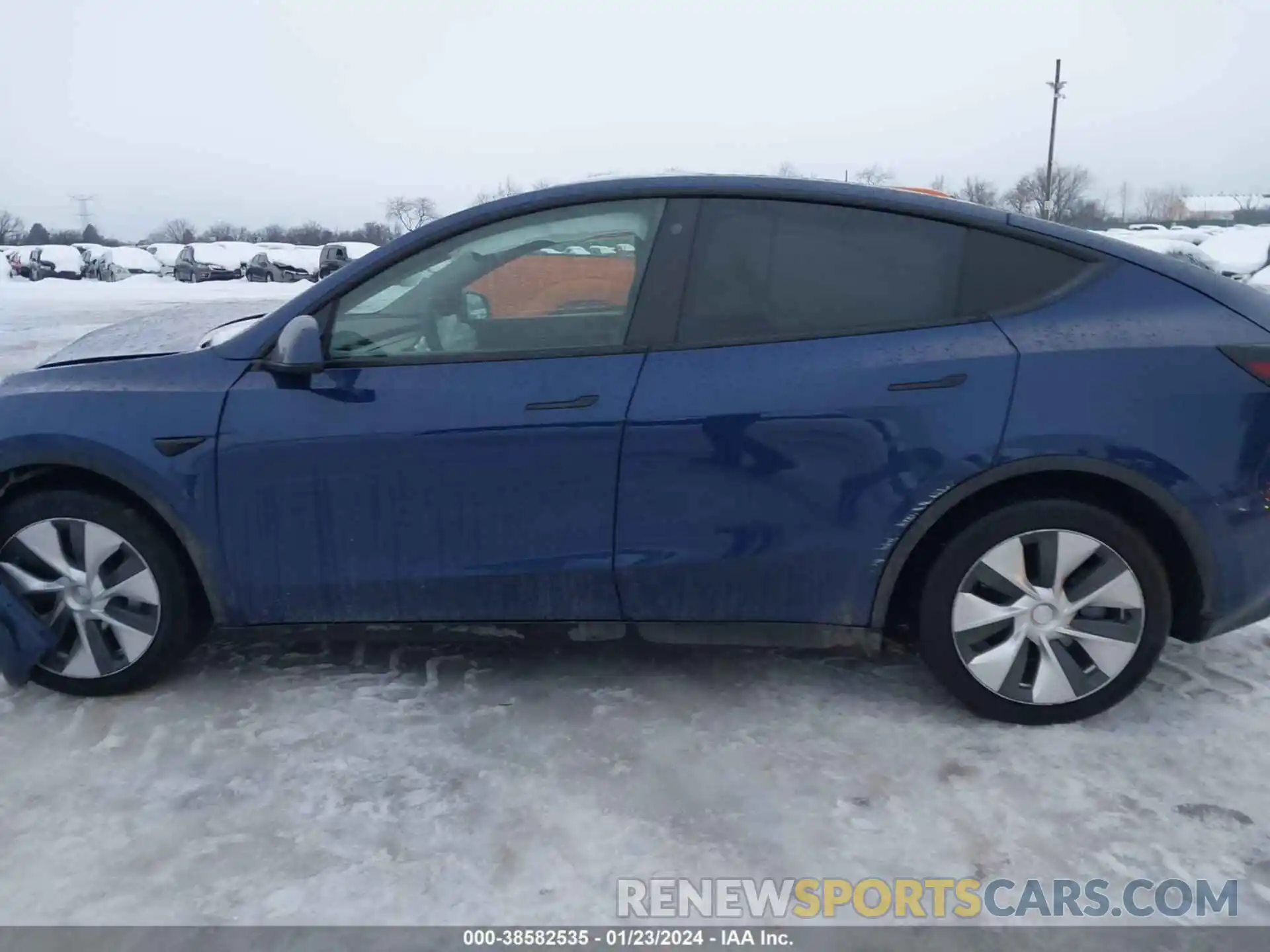 14 Photograph of a damaged car 5YJYGDEE1MF188643 TESLA MODEL Y 2021