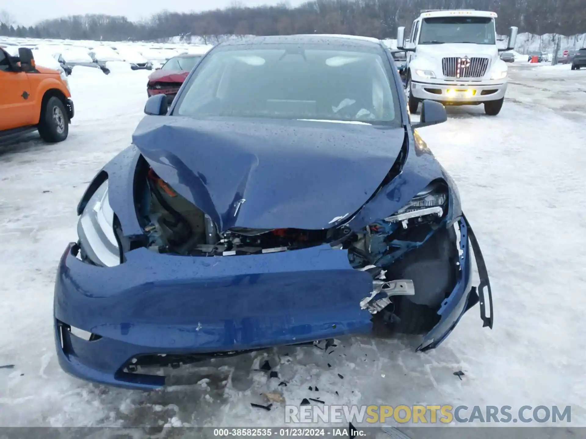 6 Photograph of a damaged car 5YJYGDEE1MF188643 TESLA MODEL Y 2021