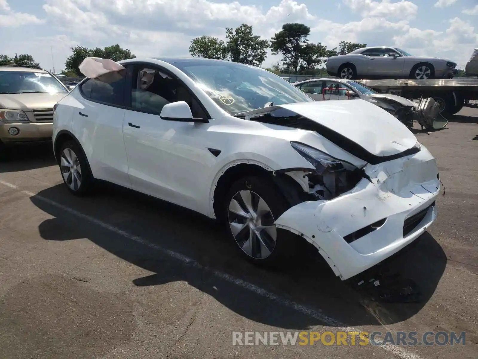 1 Photograph of a damaged car 5YJYGDEE1MF194314 TESLA MODEL Y 2021