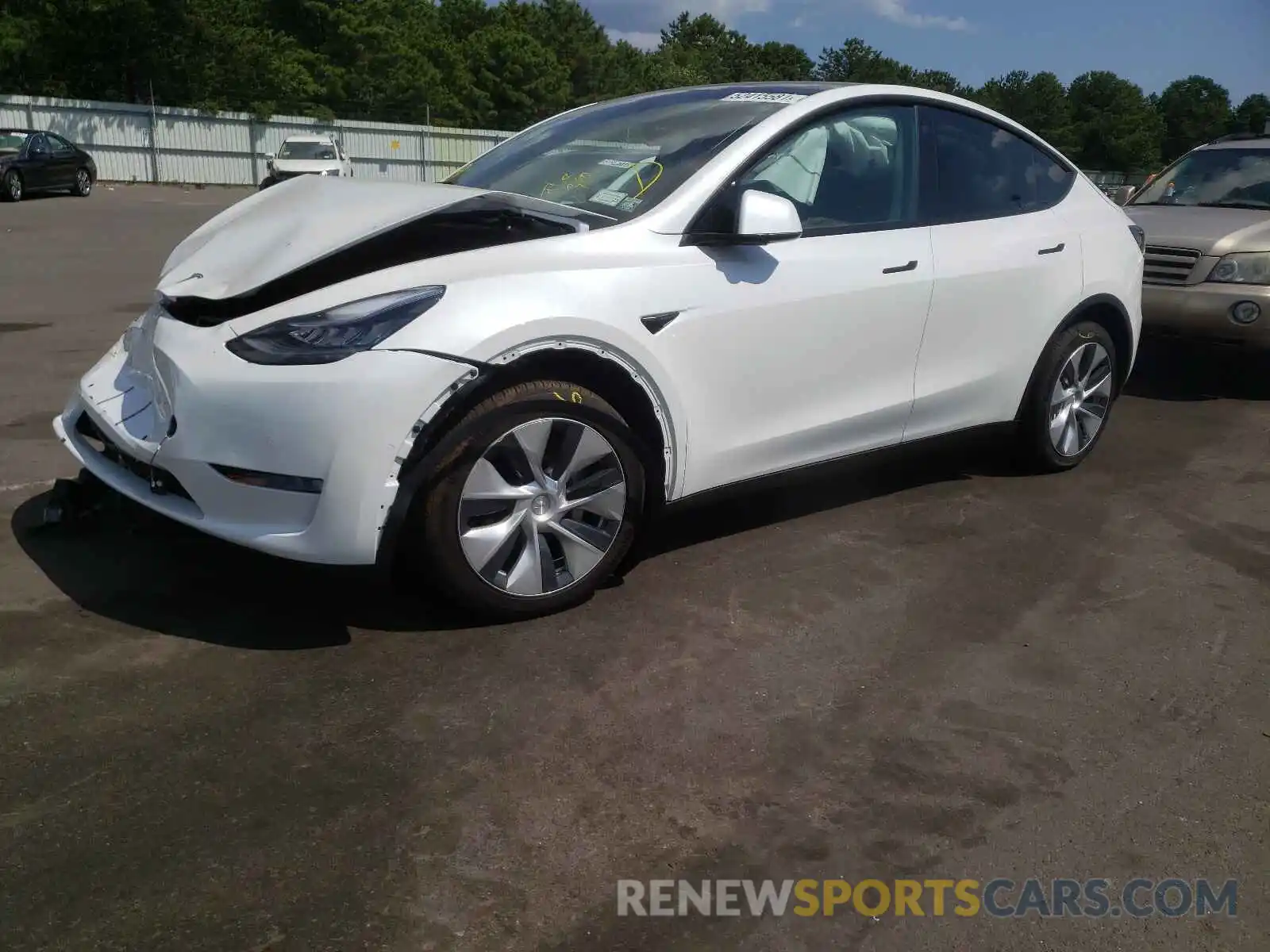 2 Photograph of a damaged car 5YJYGDEE1MF194314 TESLA MODEL Y 2021