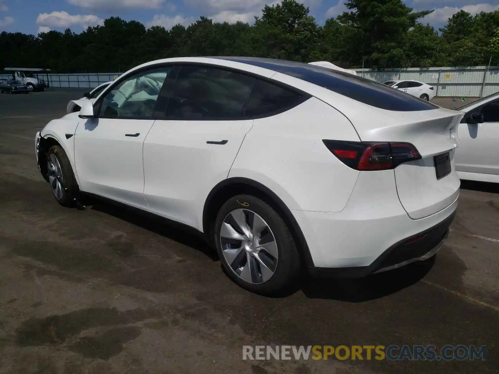 3 Photograph of a damaged car 5YJYGDEE1MF194314 TESLA MODEL Y 2021