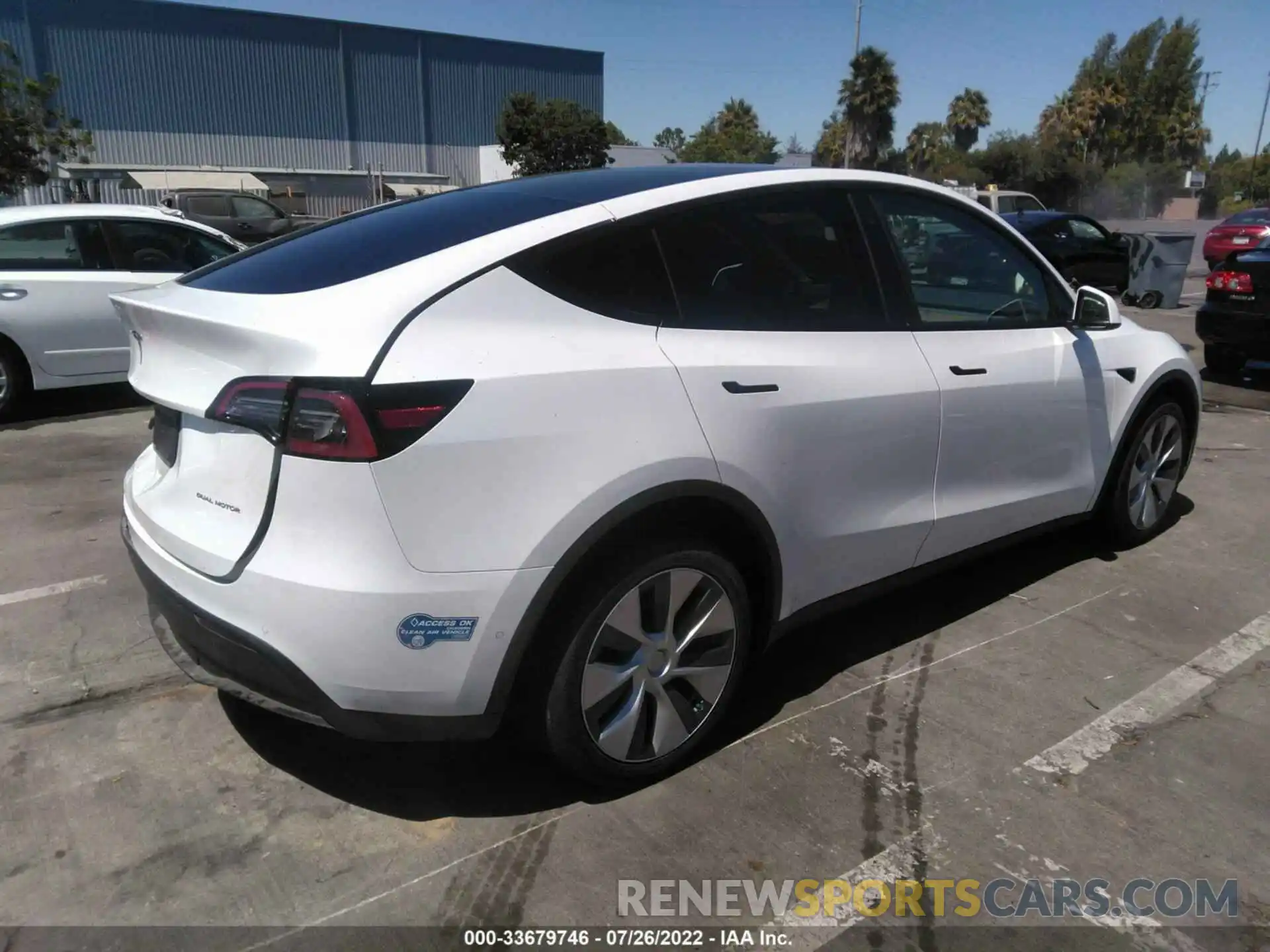 4 Photograph of a damaged car 5YJYGDEE1MF219177 TESLA MODEL Y 2021