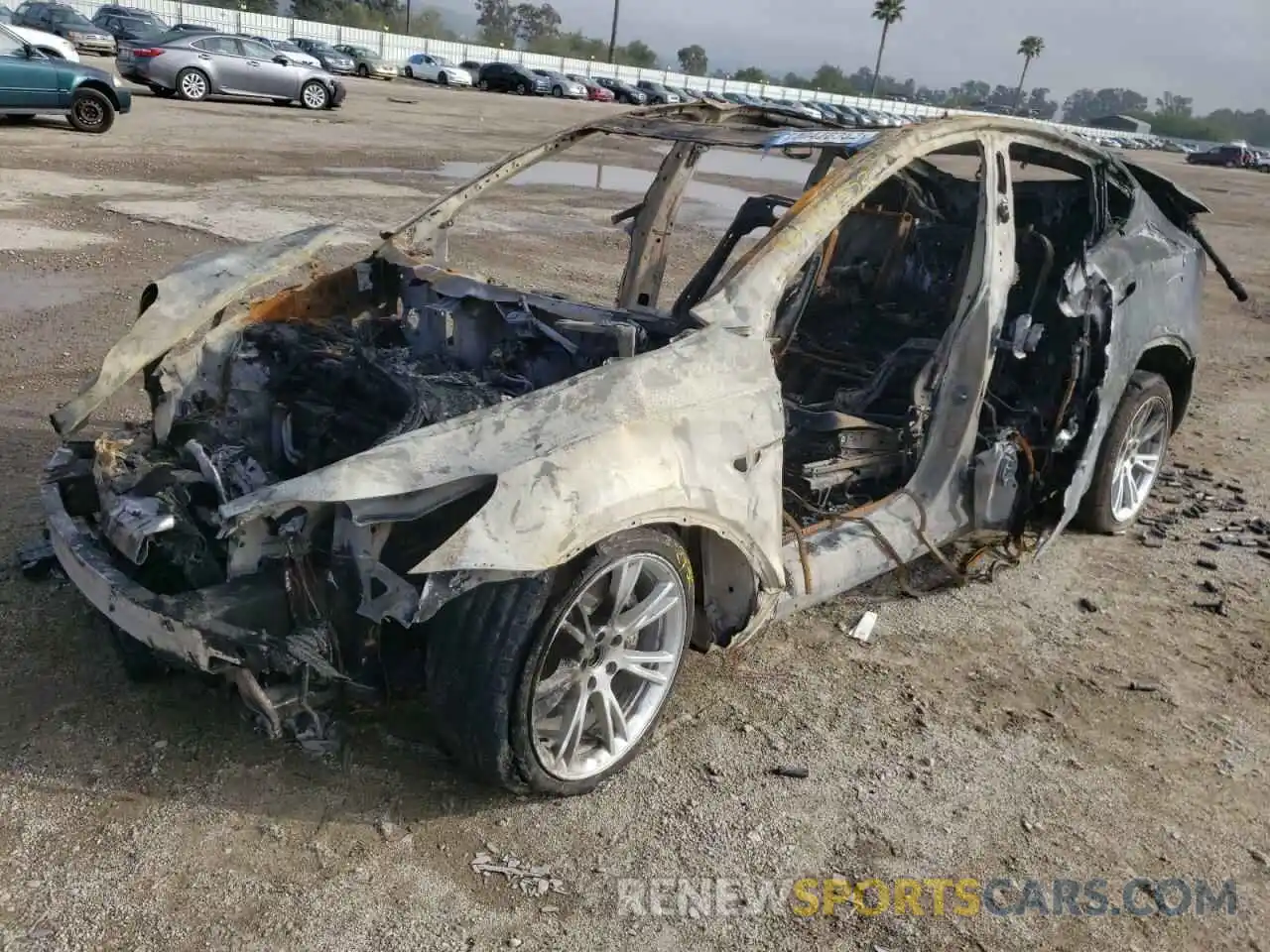 2 Photograph of a damaged car 5YJYGDEE1MF243432 TESLA MODEL Y 2021