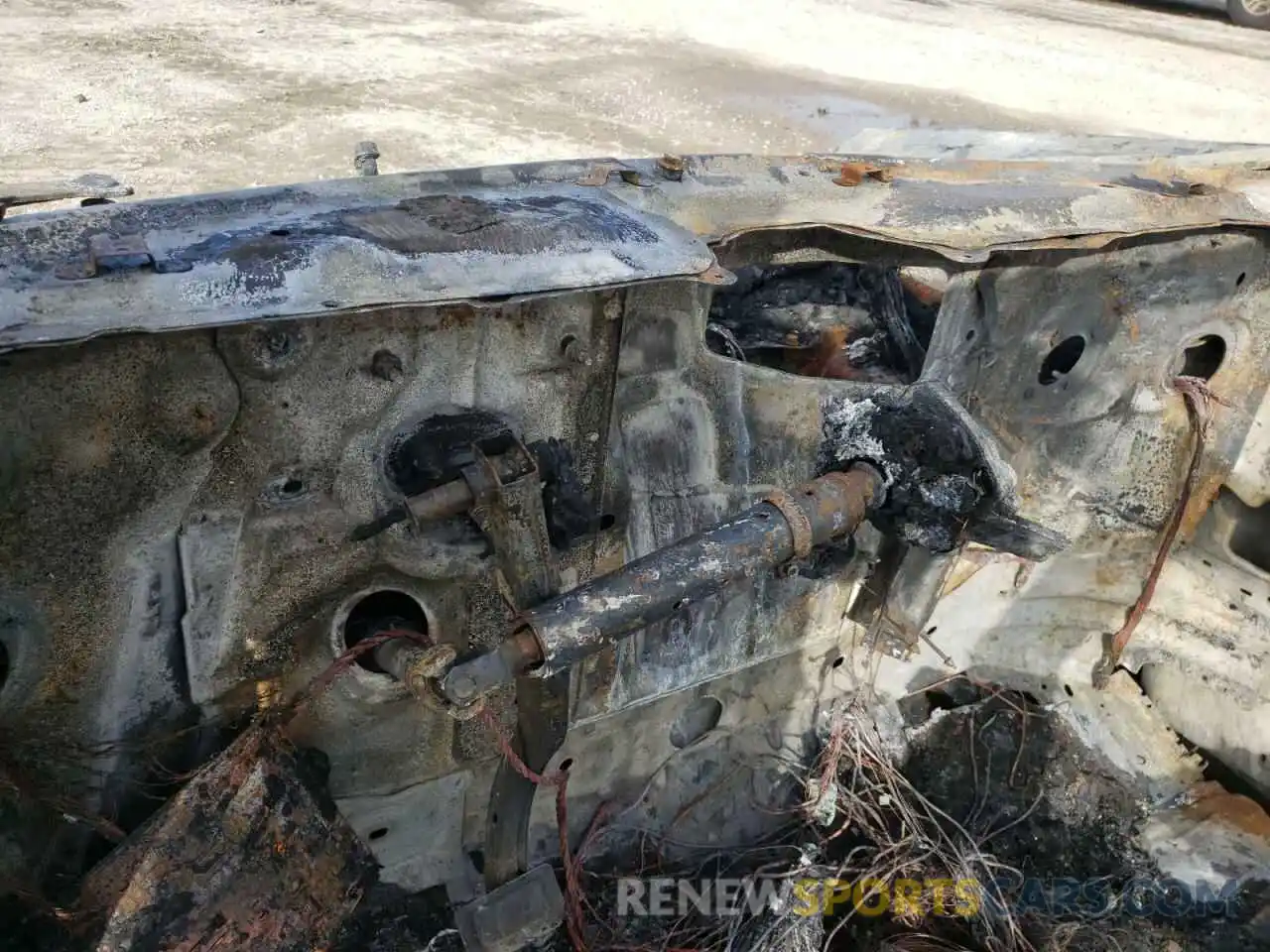 8 Photograph of a damaged car 5YJYGDEE1MF243432 TESLA MODEL Y 2021