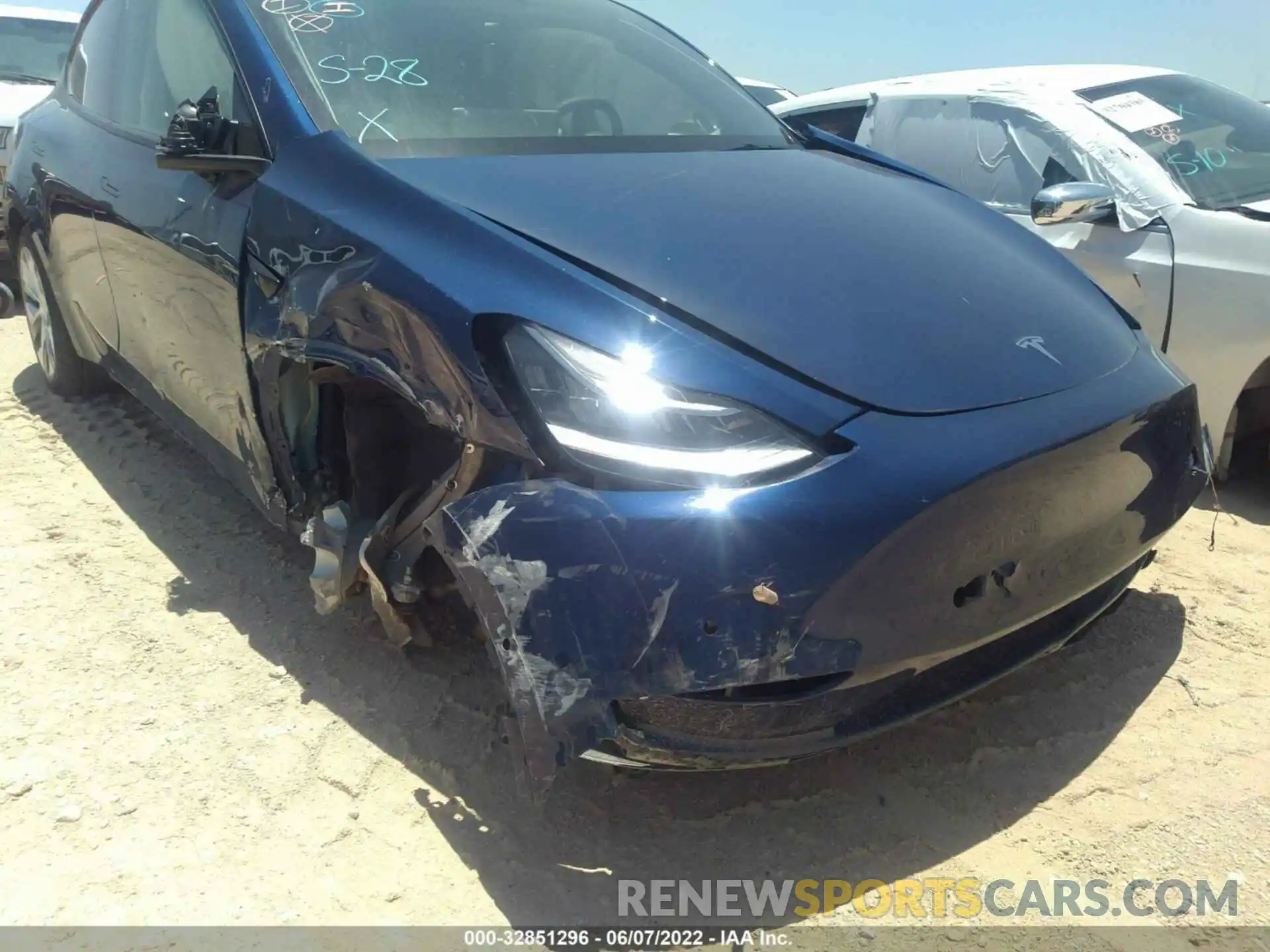 6 Photograph of a damaged car 5YJYGDEE1MF245066 TESLA MODEL Y 2021