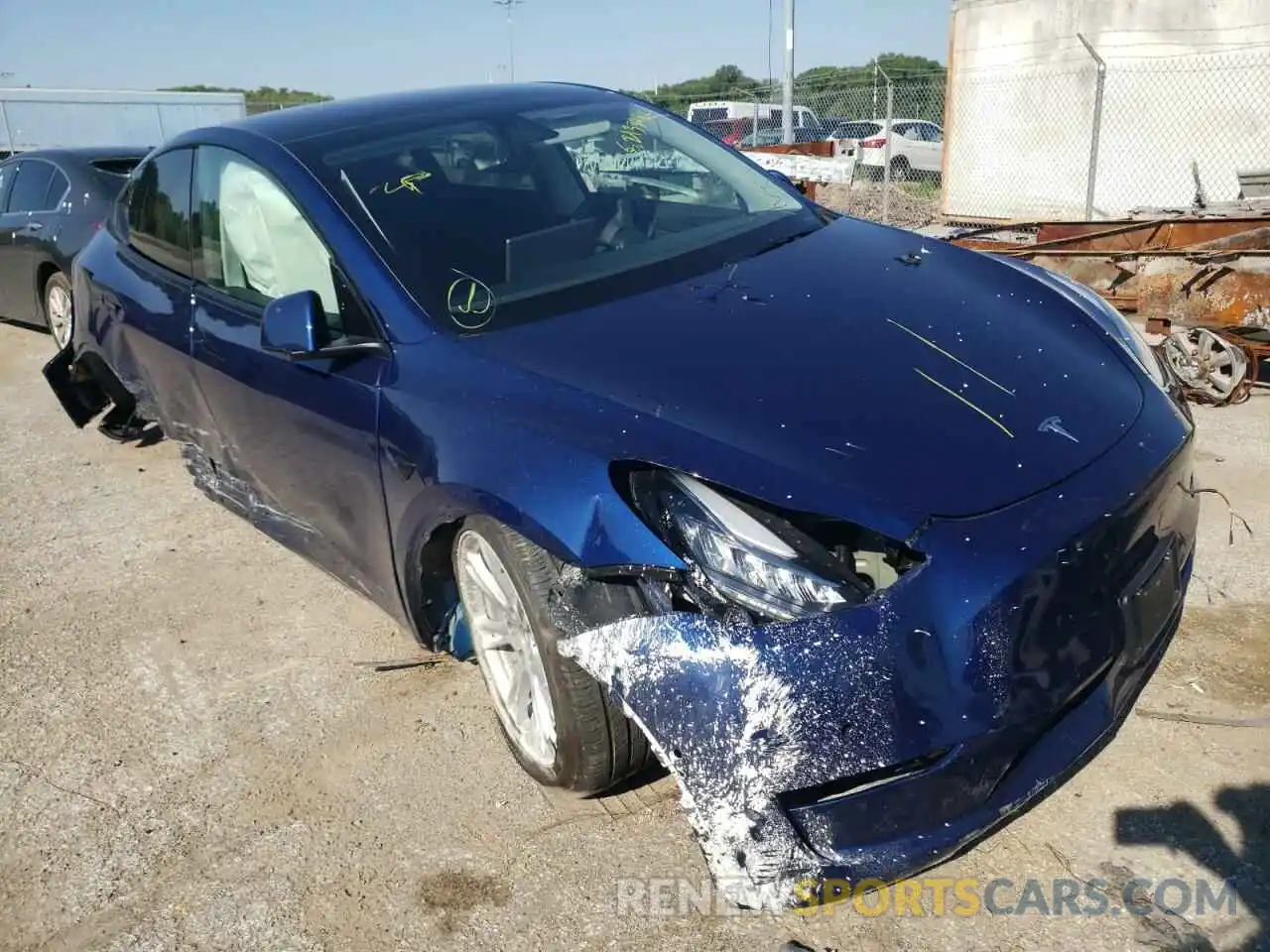 1 Photograph of a damaged car 5YJYGDEE1MF263910 TESLA MODEL Y 2021