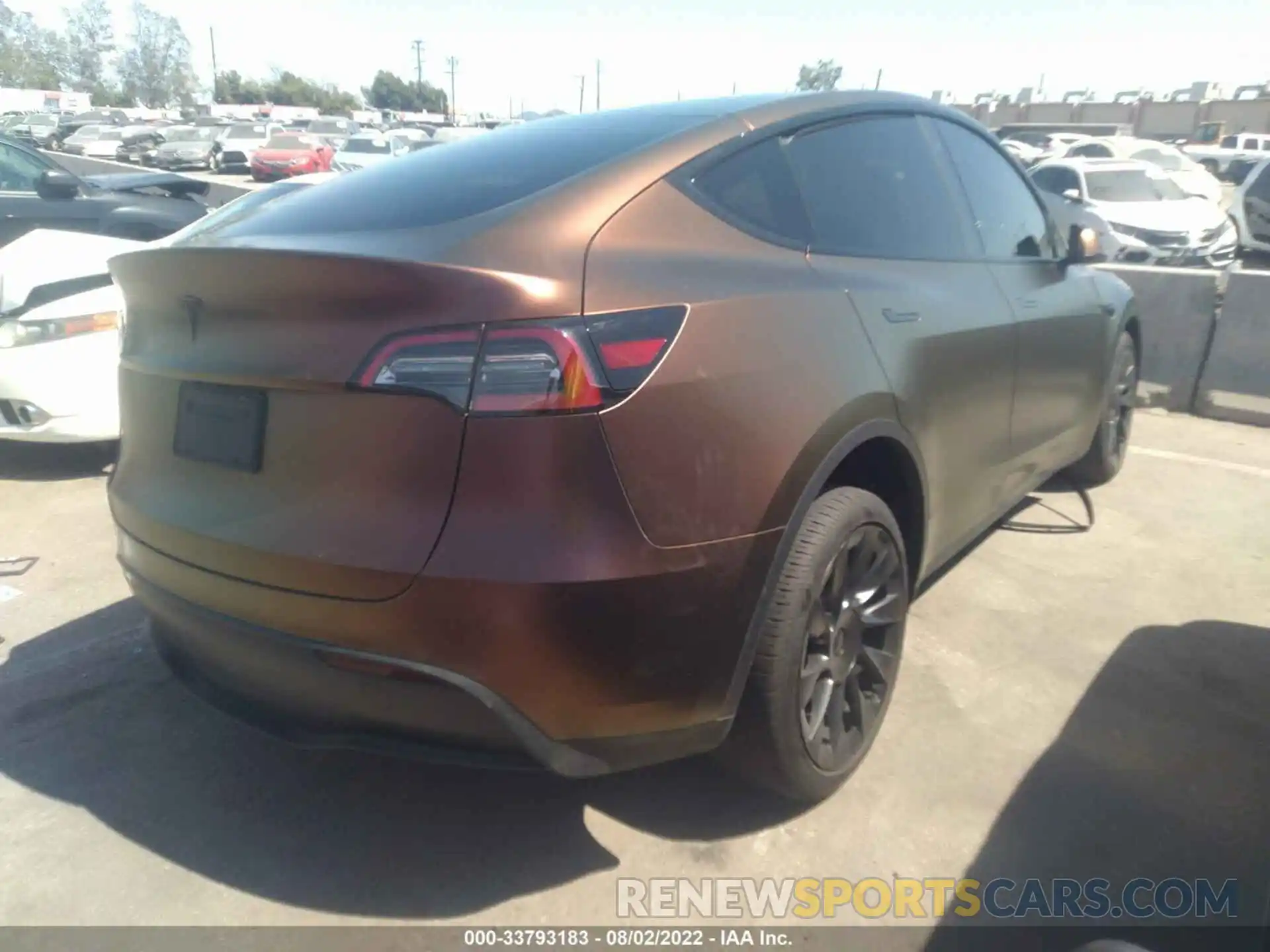 4 Photograph of a damaged car 5YJYGDEE1MF269819 TESLA MODEL Y 2021