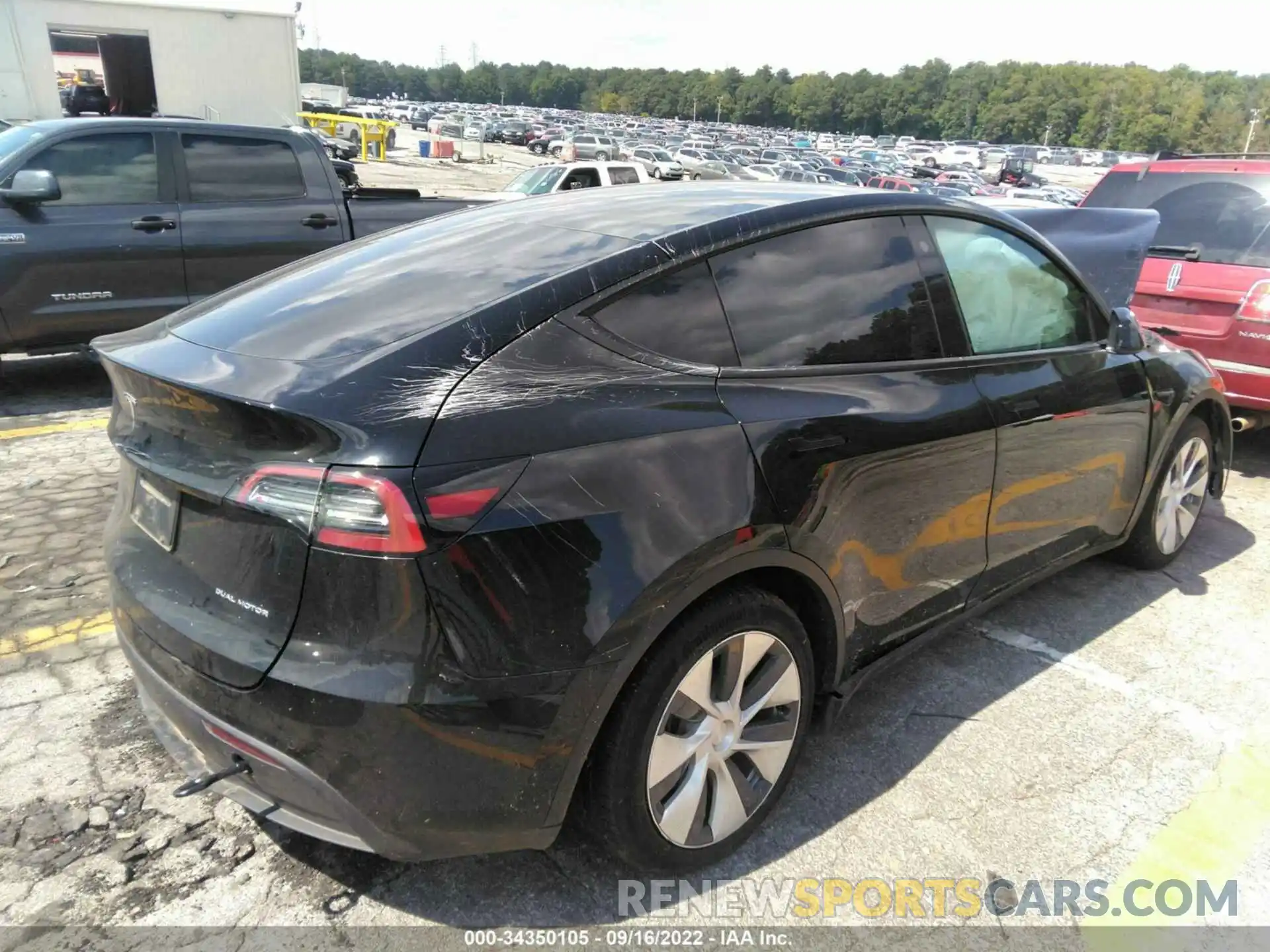 4 Фотография поврежденного автомобиля 5YJYGDEE1MF293604 TESLA MODEL Y 2021