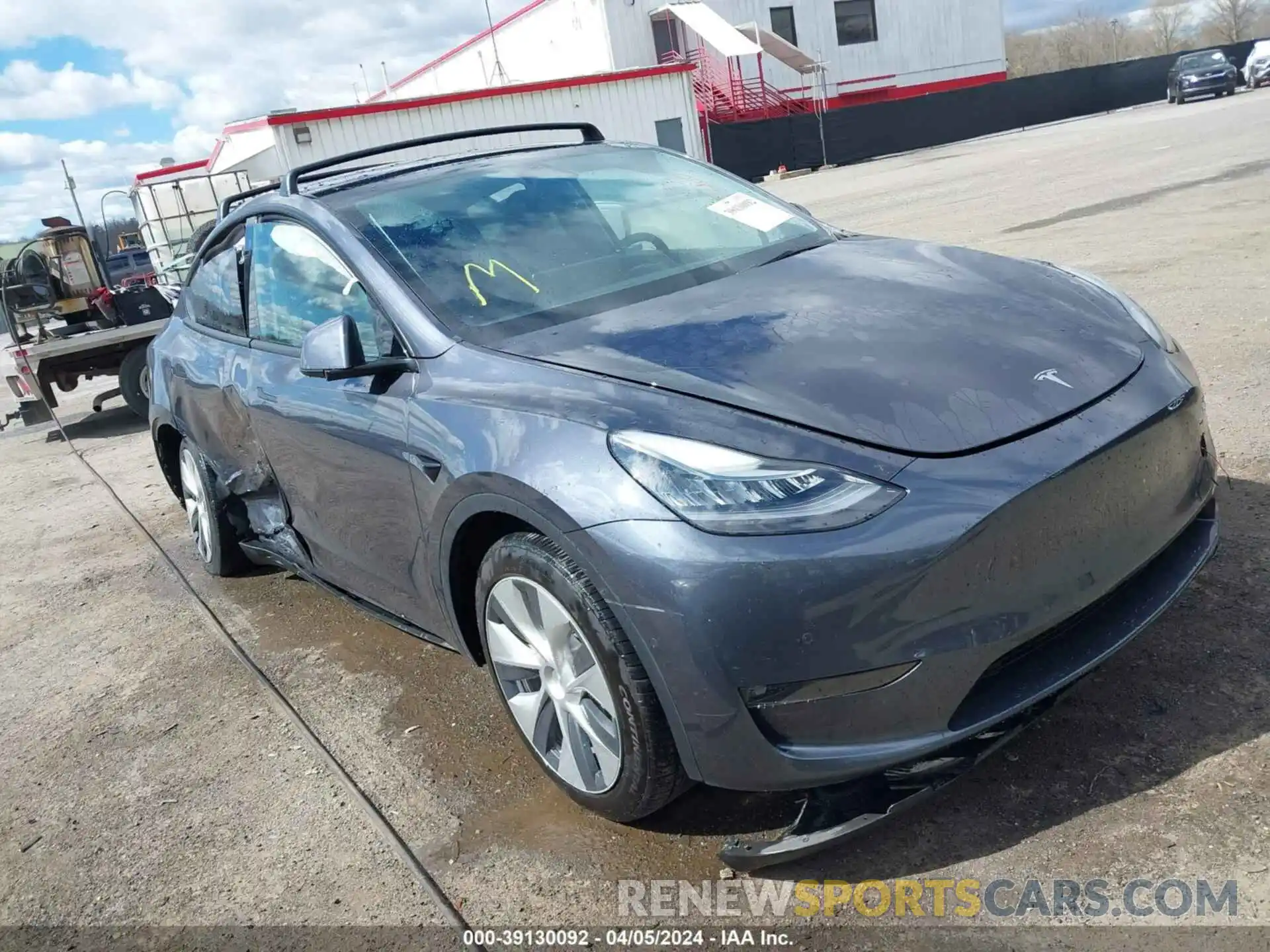 1 Photograph of a damaged car 5YJYGDEE1MF295045 TESLA MODEL Y 2021