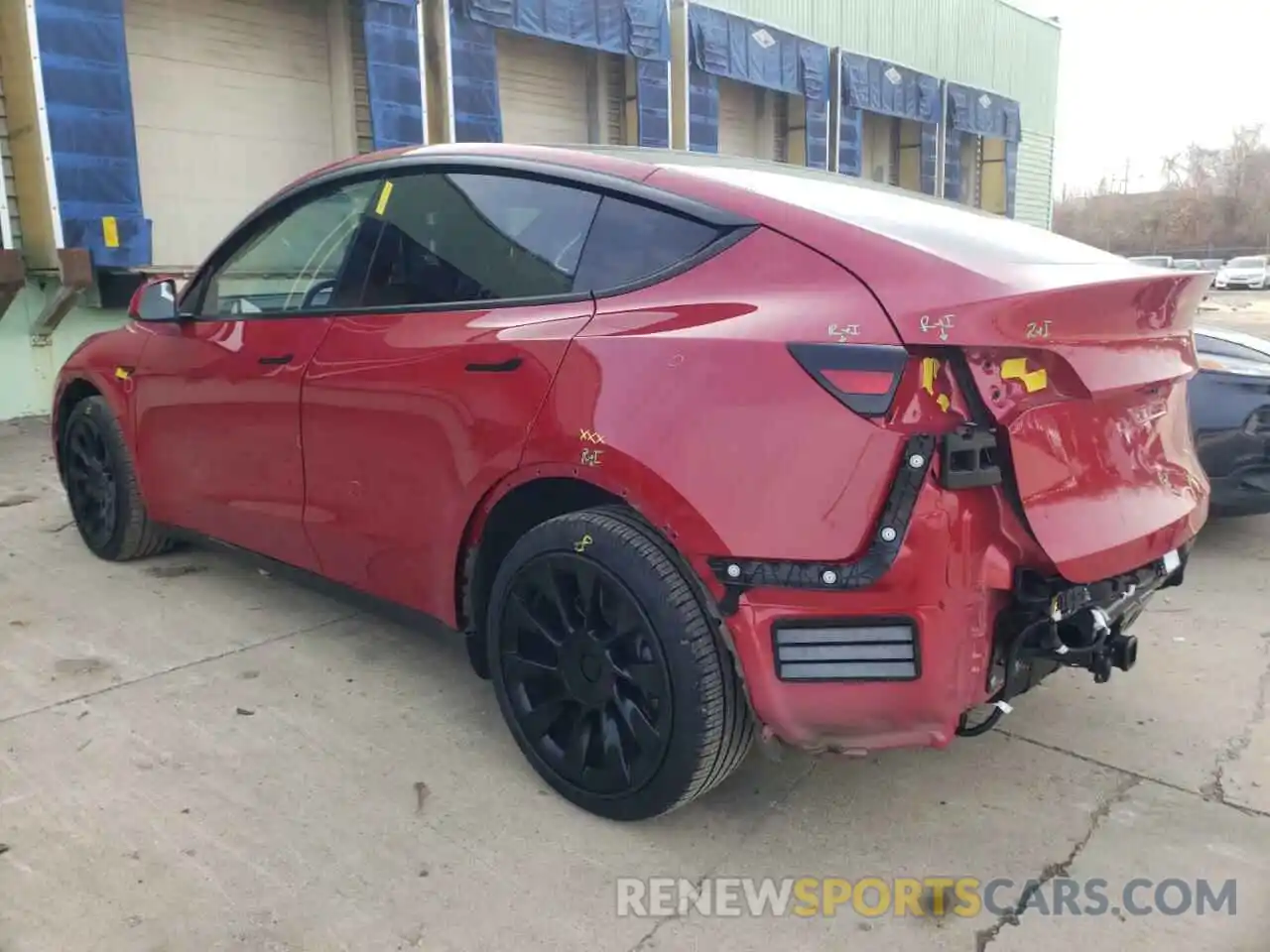 3 Photograph of a damaged car 5YJYGDEE2MF062386 TESLA MODEL Y 2021