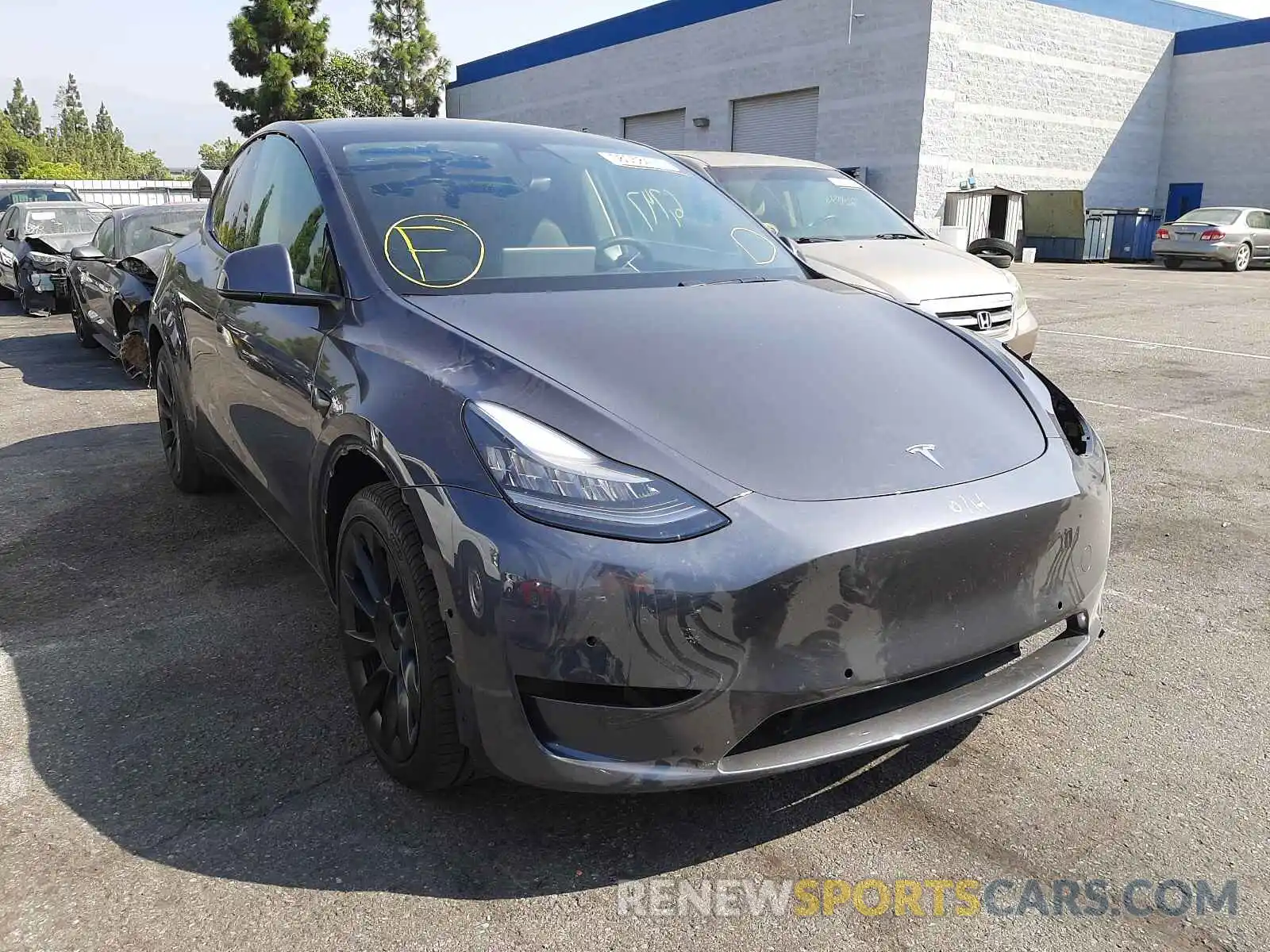 1 Photograph of a damaged car 5YJYGDEE2MF073453 TESLA MODEL Y 2021