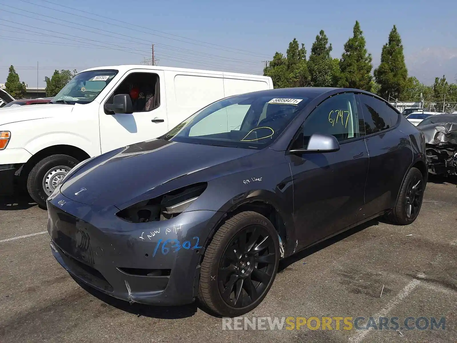 2 Photograph of a damaged car 5YJYGDEE2MF073453 TESLA MODEL Y 2021