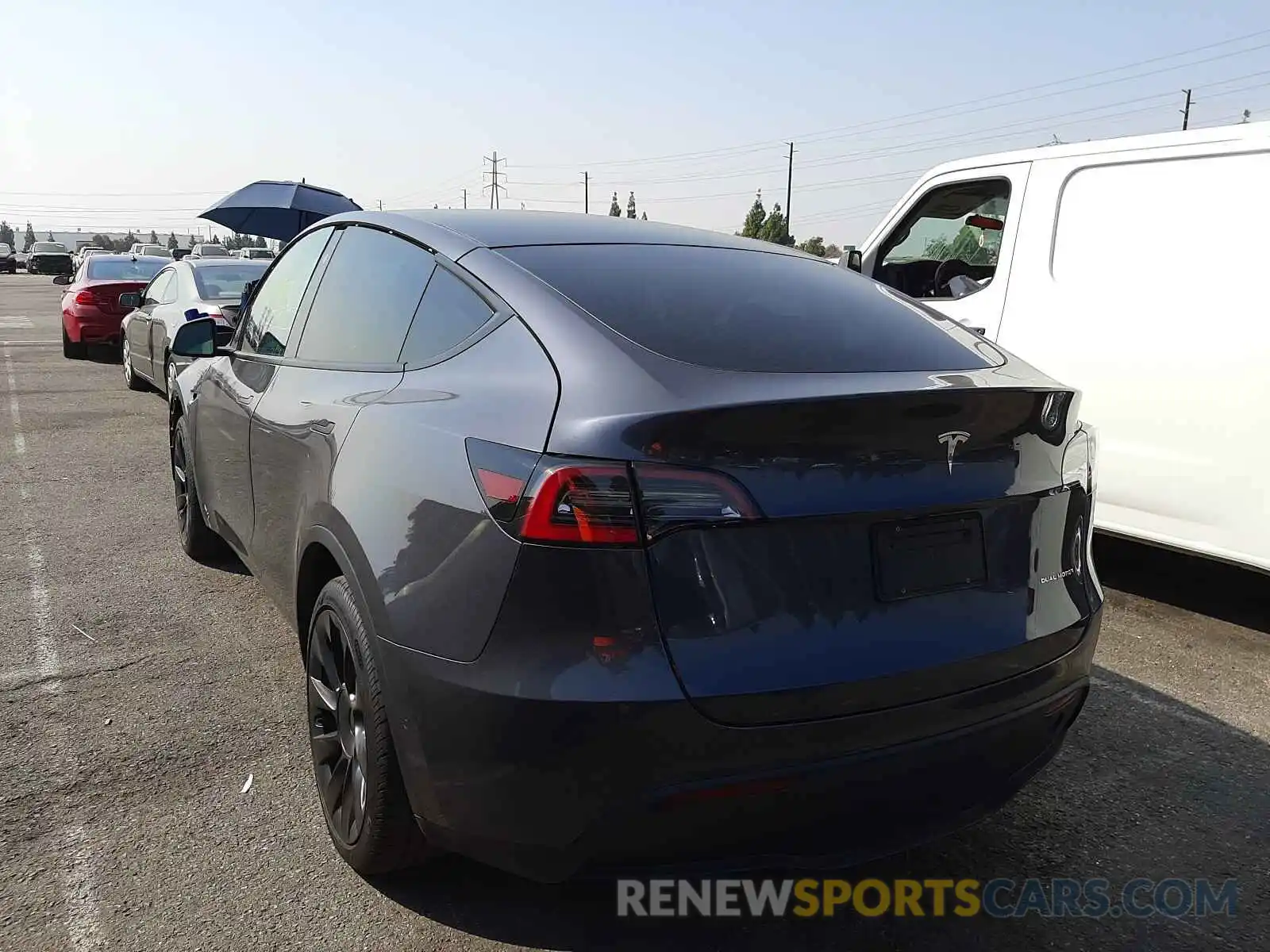 3 Photograph of a damaged car 5YJYGDEE2MF073453 TESLA MODEL Y 2021