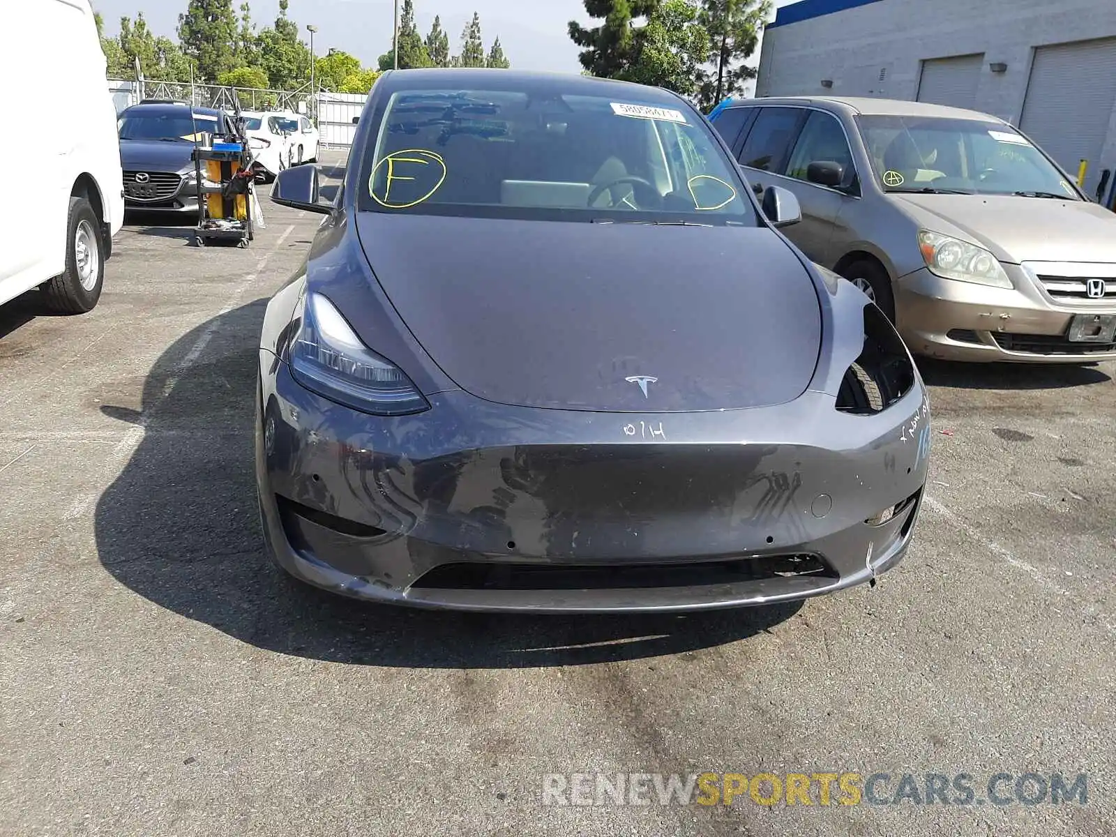 9 Photograph of a damaged car 5YJYGDEE2MF073453 TESLA MODEL Y 2021