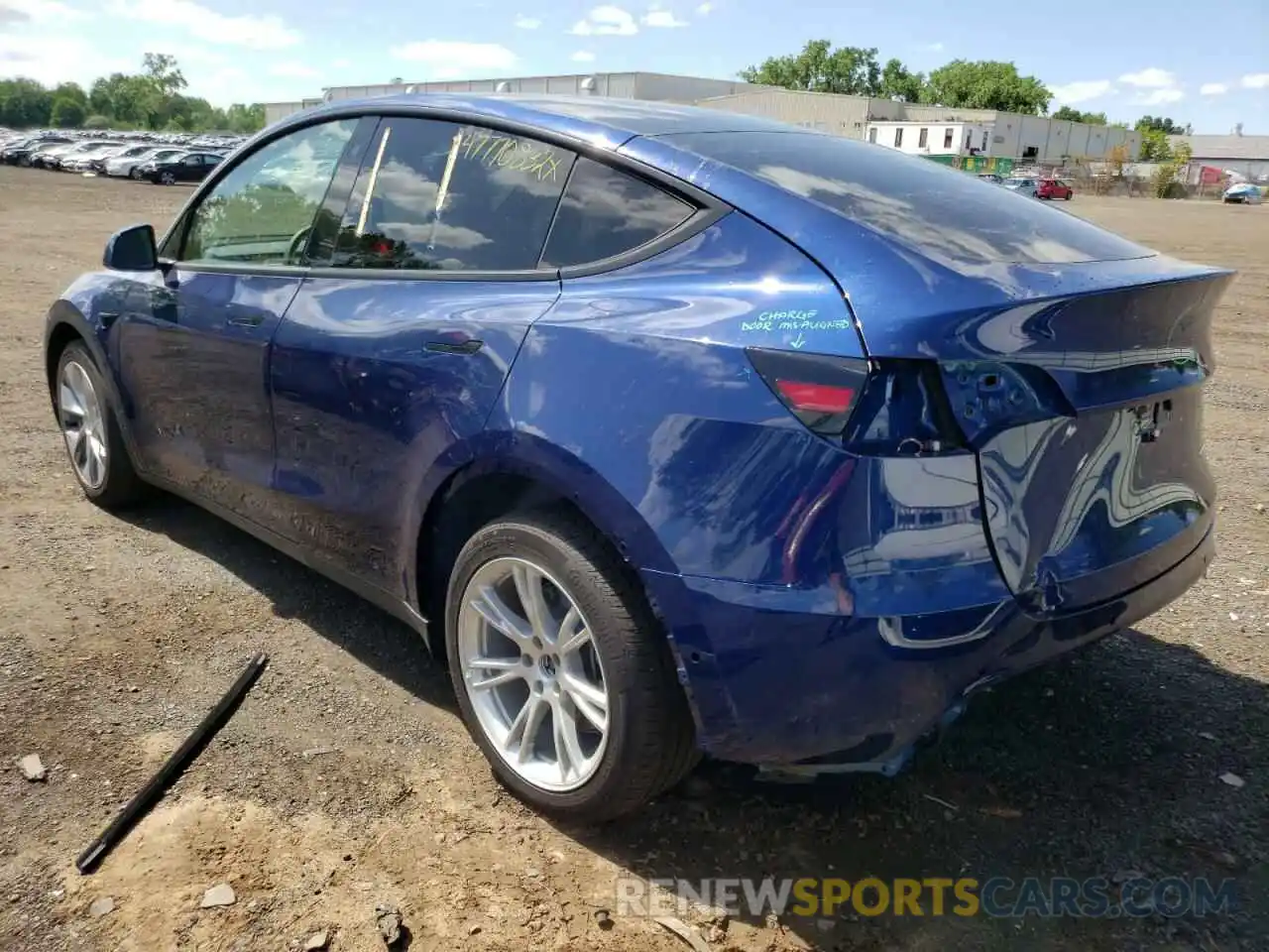 3 Photograph of a damaged car 5YJYGDEE2MF083433 TESLA MODEL Y 2021