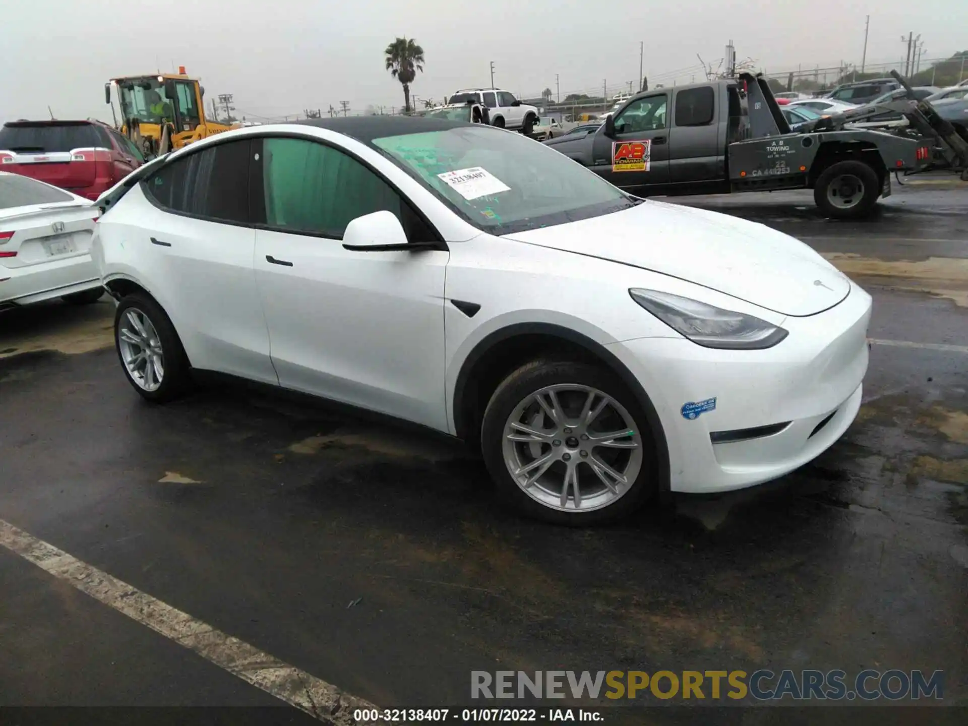 1 Photograph of a damaged car 5YJYGDEE2MF085750 TESLA MODEL Y 2021