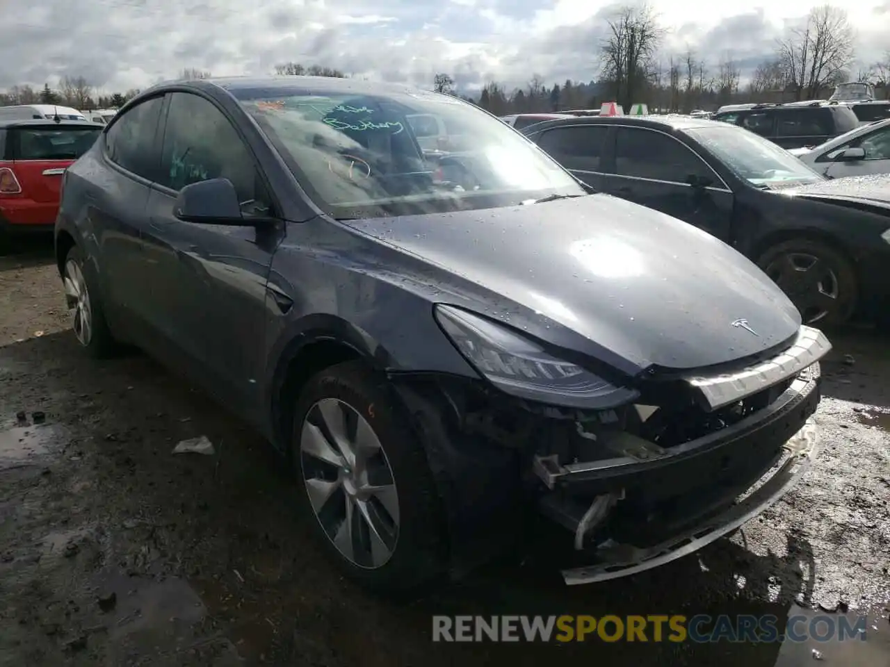 1 Photograph of a damaged car 5YJYGDEE2MF090818 TESLA MODEL Y 2021