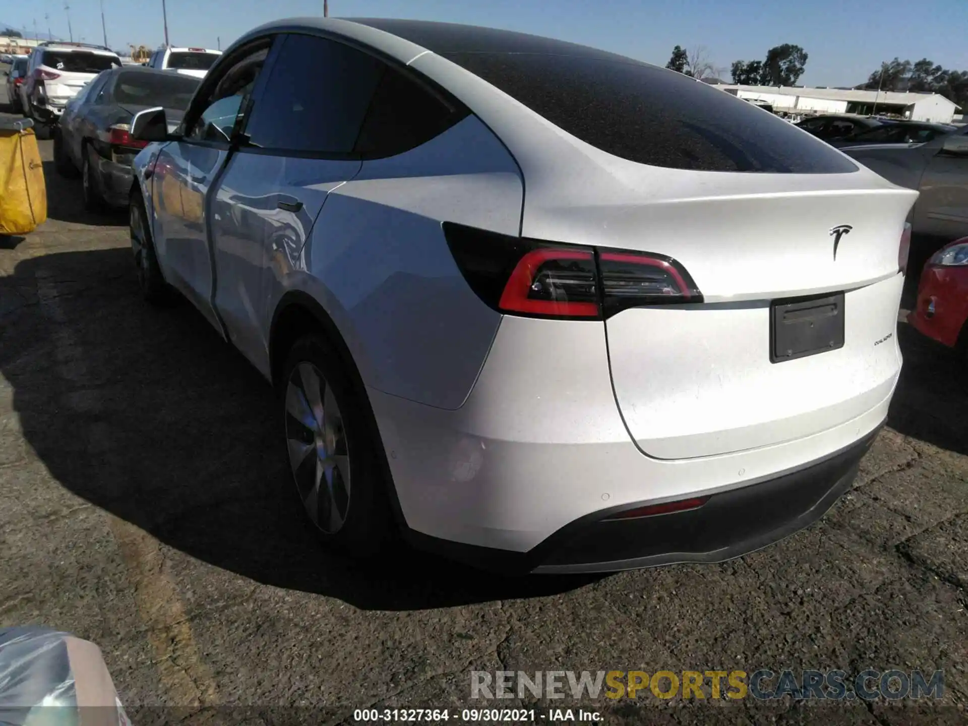 3 Photograph of a damaged car 5YJYGDEE2MF094786 TESLA MODEL Y 2021