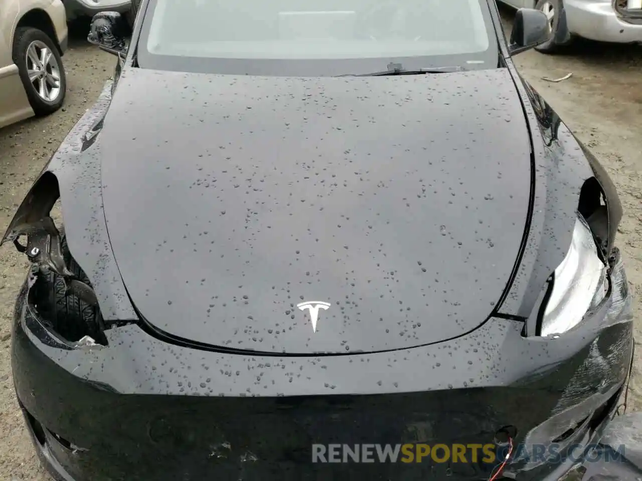 7 Photograph of a damaged car 5YJYGDEE2MF095226 TESLA MODEL Y 2021