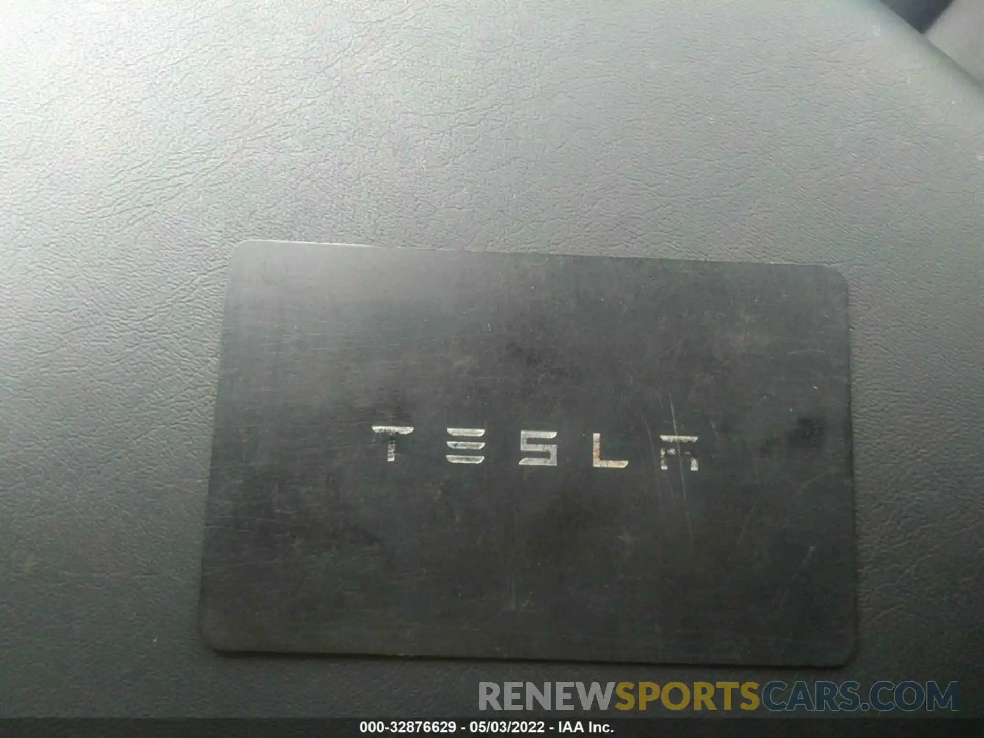 11 Photograph of a damaged car 5YJYGDEE2MF117614 TESLA MODEL Y 2021