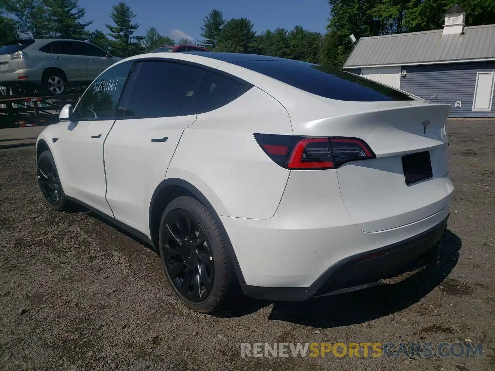 3 Photograph of a damaged car 5YJYGDEE2MF119900 TESLA MODEL Y 2021