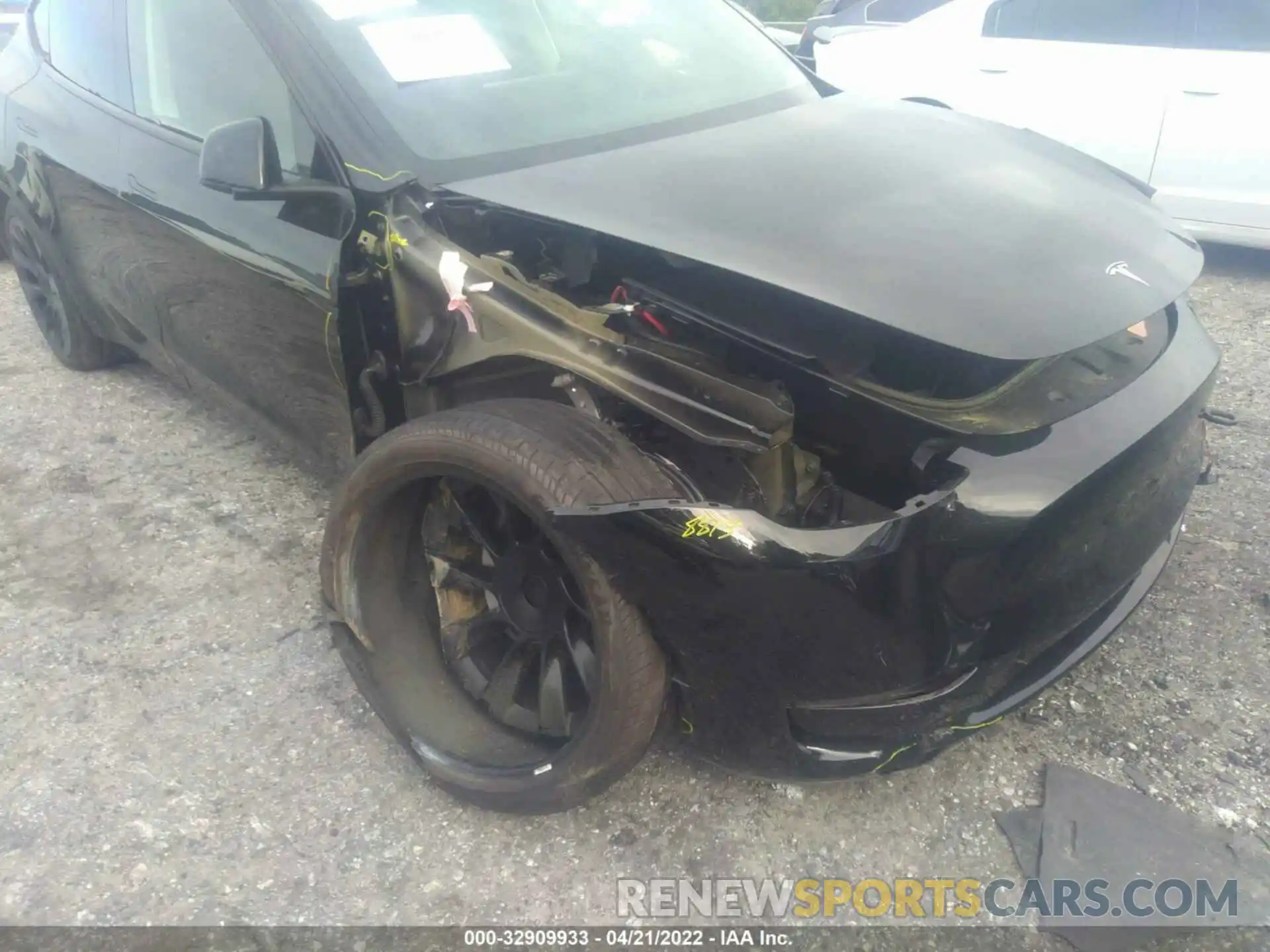 6 Photograph of a damaged car 5YJYGDEE2MF120576 TESLA MODEL Y 2021