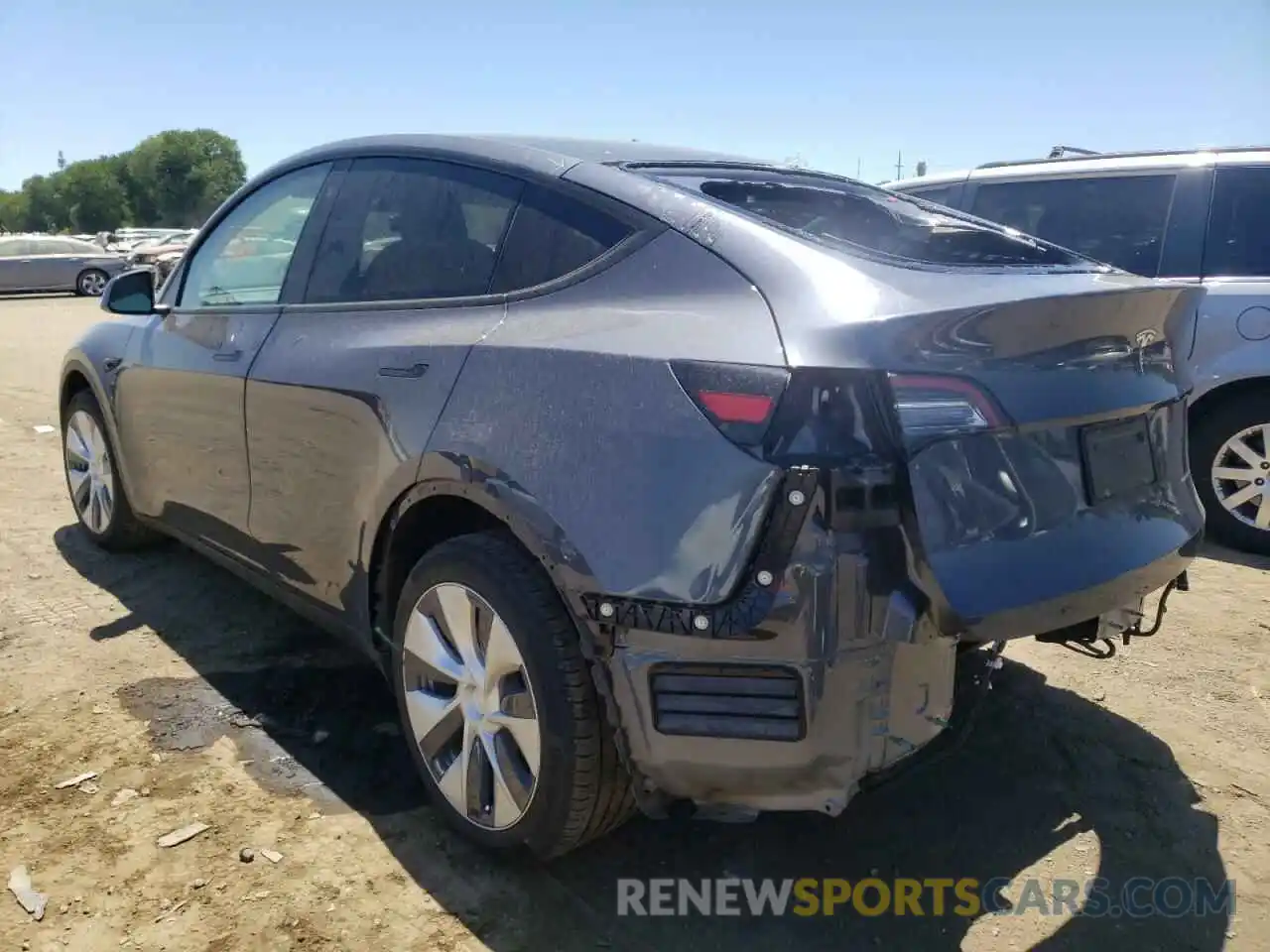 3 Photograph of a damaged car 5YJYGDEE2MF122201 TESLA MODEL Y 2021