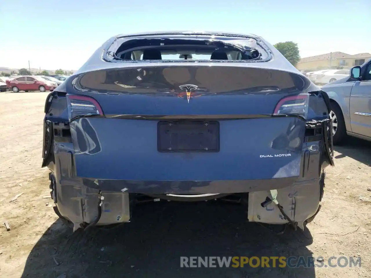 9 Photograph of a damaged car 5YJYGDEE2MF122201 TESLA MODEL Y 2021