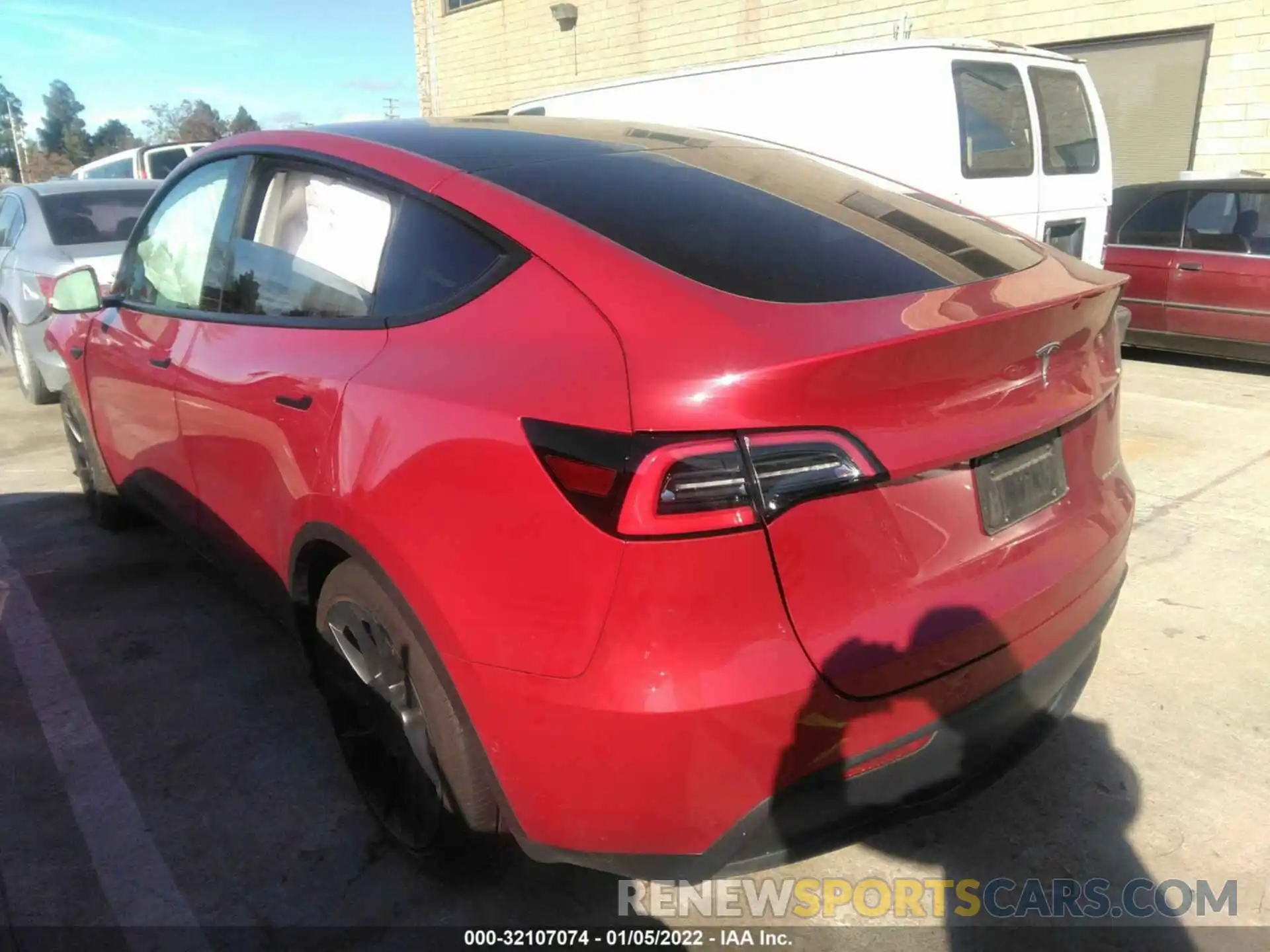 3 Фотография поврежденного автомобиля 5YJYGDEE2MF122859 TESLA MODEL Y 2021