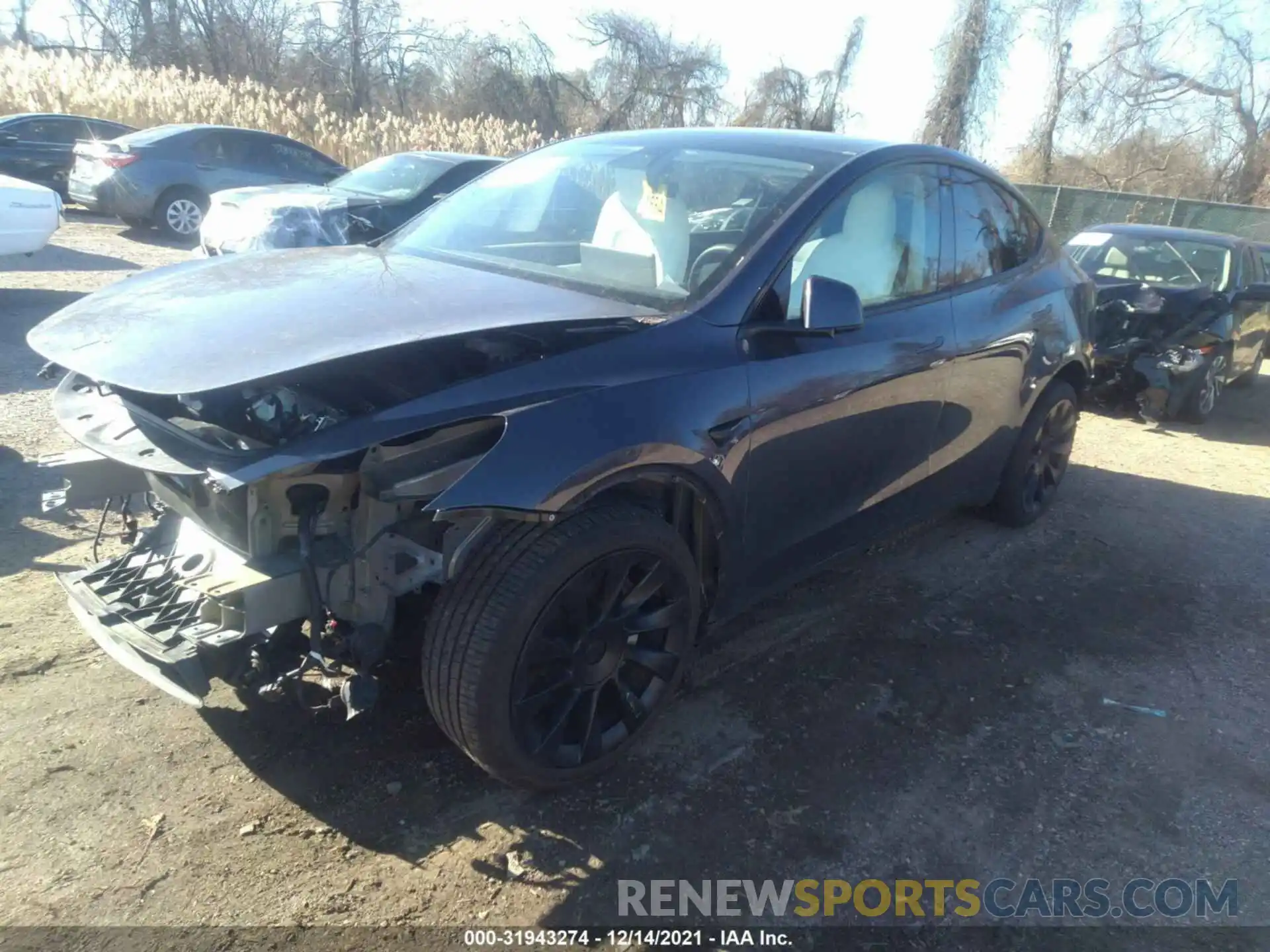 2 Photograph of a damaged car 5YJYGDEE2MF125048 TESLA MODEL Y 2021