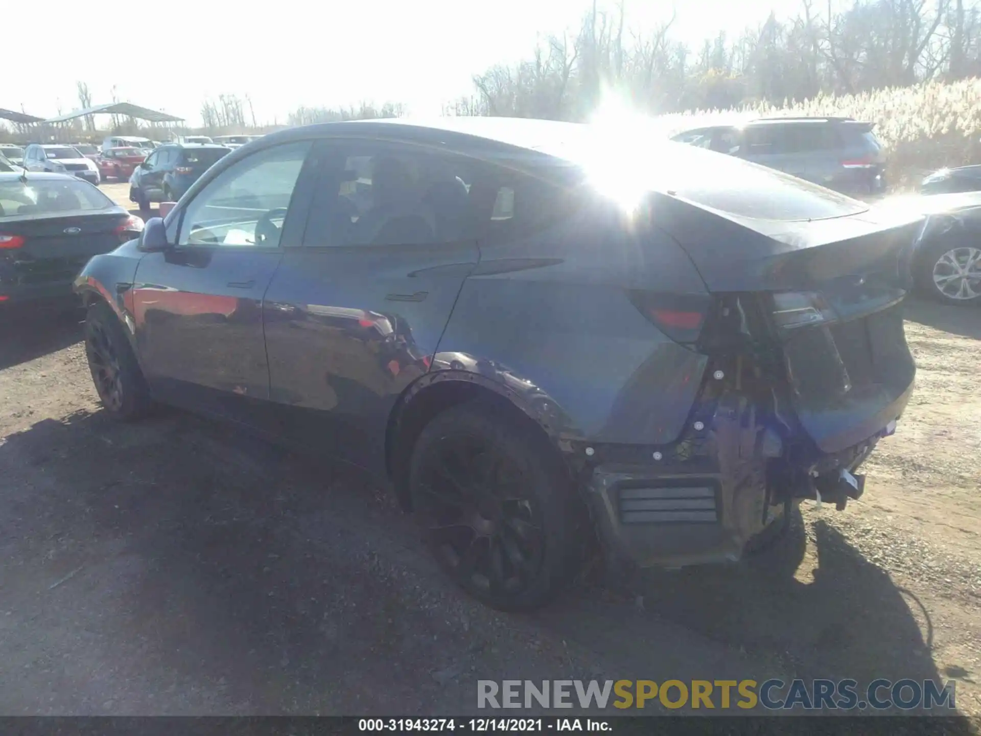 3 Photograph of a damaged car 5YJYGDEE2MF125048 TESLA MODEL Y 2021