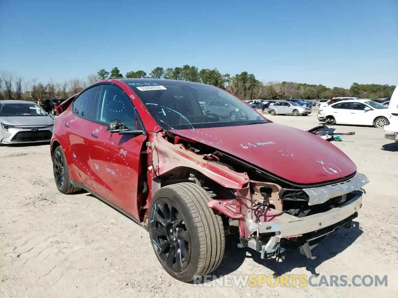 1 Photograph of a damaged car 5YJYGDEE2MF129603 TESLA MODEL Y 2021