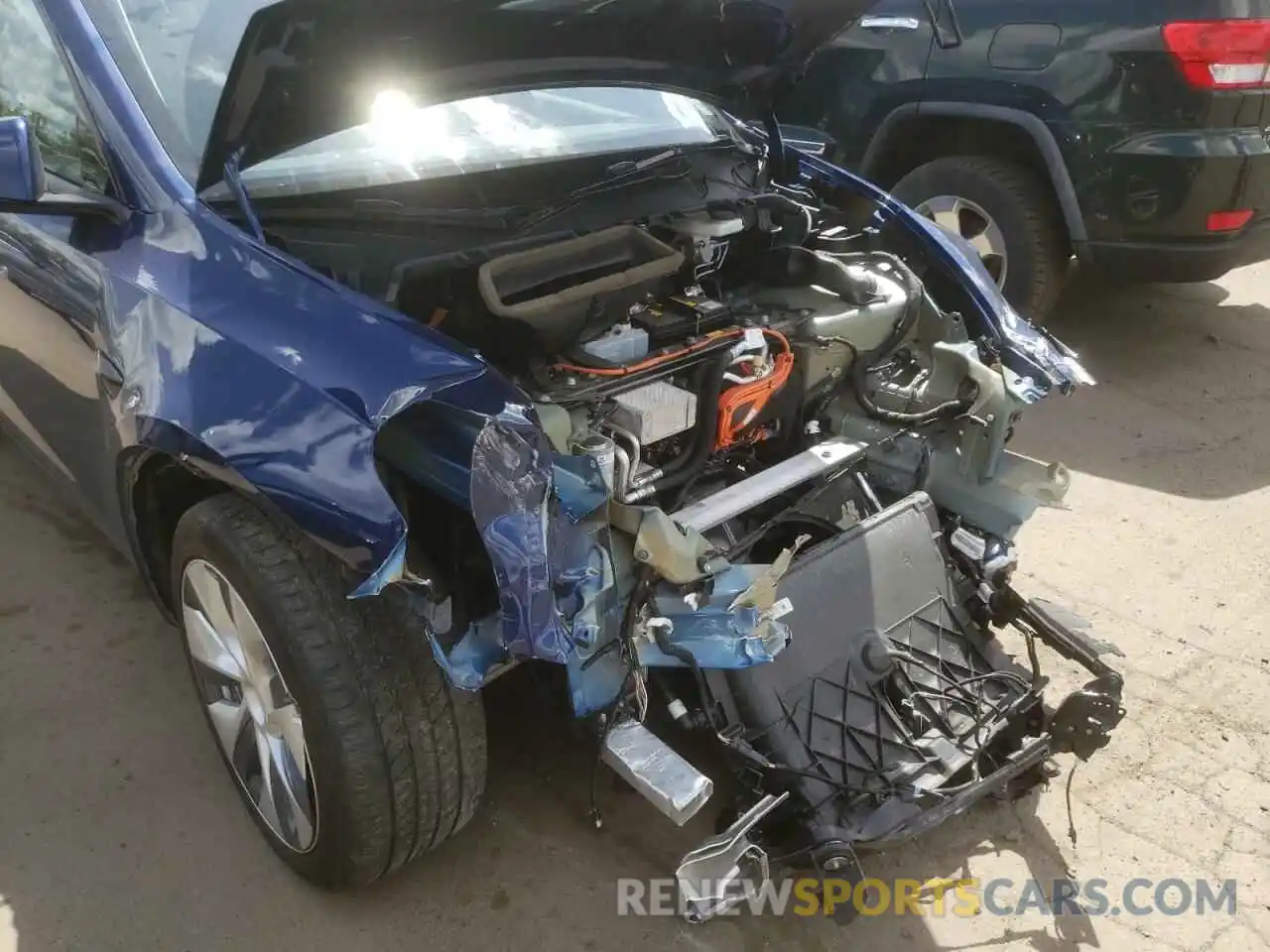 9 Photograph of a damaged car 5YJYGDEE2MF131156 TESLA MODEL Y 2021