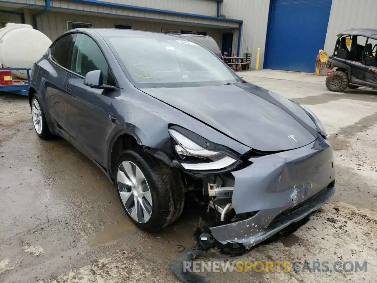 1 Photograph of a damaged car 5YJYGDEE2MF131240 TESLA MODEL Y 2021