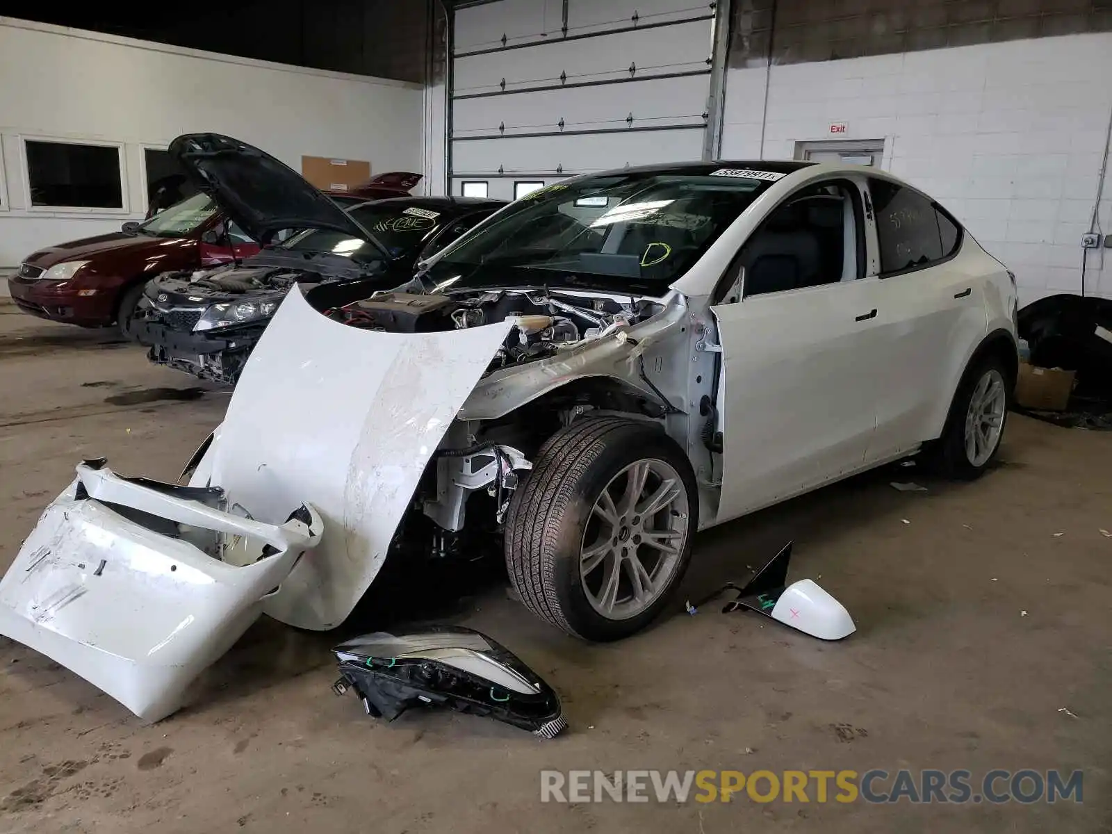 2 Photograph of a damaged car 5YJYGDEE2MF145784 TESLA MODEL Y 2021