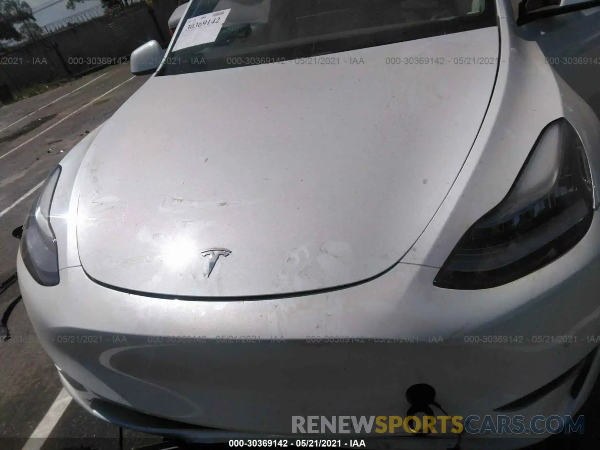 10 Photograph of a damaged car 5YJYGDEE2MF150807 TESLA MODEL Y 2021