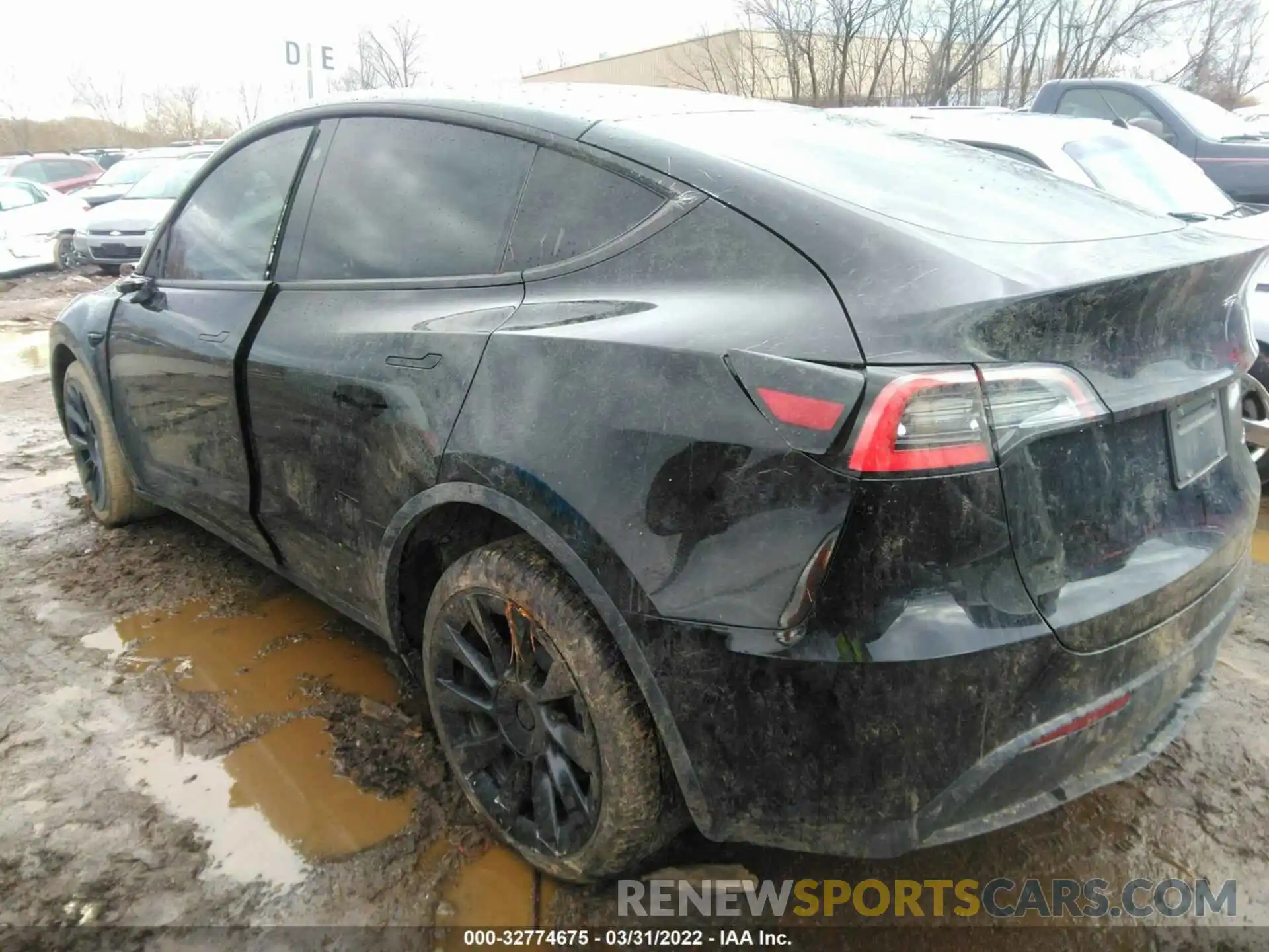 3 Фотография поврежденного автомобиля 5YJYGDEE2MF186190 TESLA MODEL Y 2021