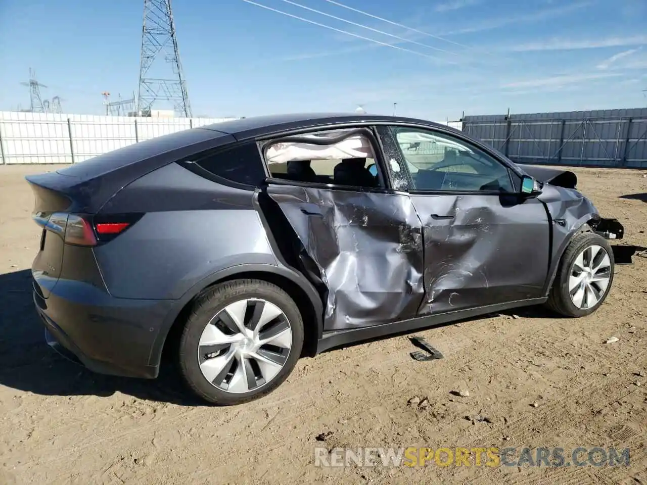 3 Photograph of a damaged car 5YJYGDEE2MF200184 TESLA MODEL Y 2021