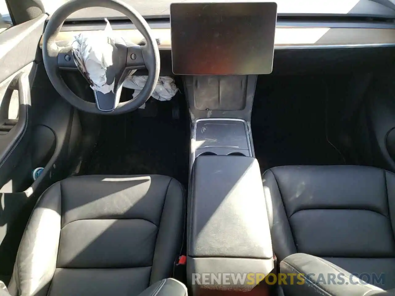 8 Photograph of a damaged car 5YJYGDEE2MF200184 TESLA MODEL Y 2021