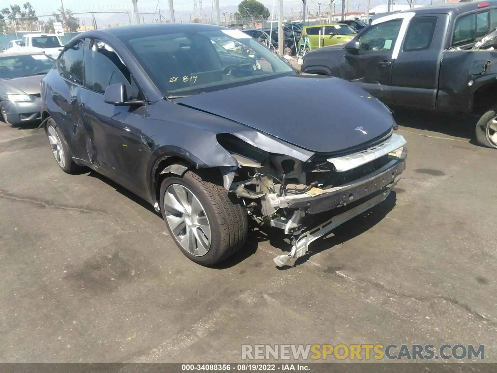 6 Photograph of a damaged car 5YJYGDEE2MF218202 TESLA MODEL Y 2021