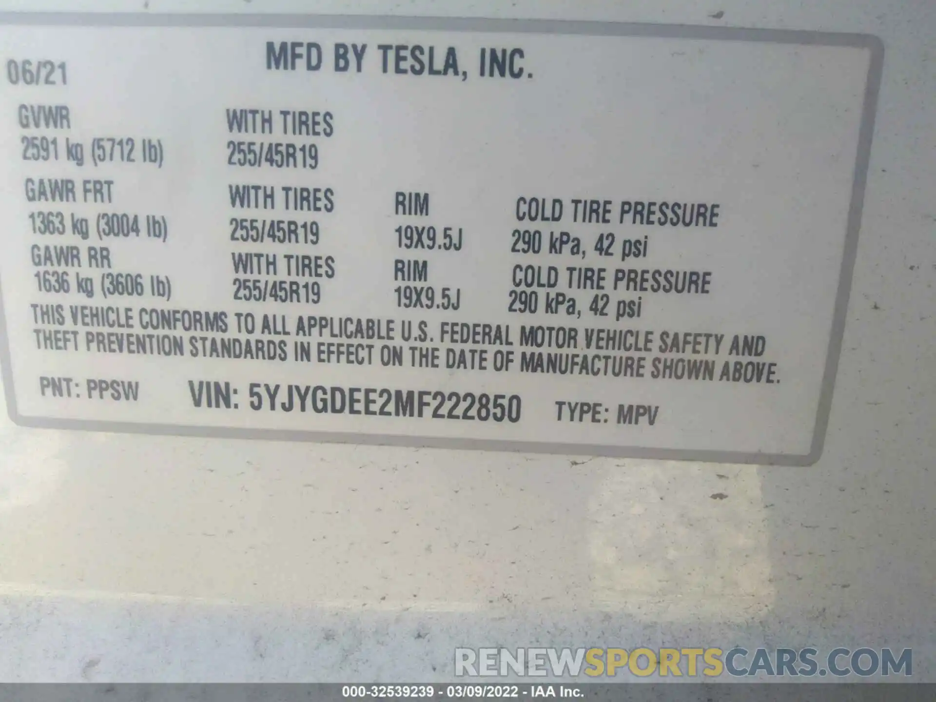 9 Photograph of a damaged car 5YJYGDEE2MF222850 TESLA MODEL Y 2021