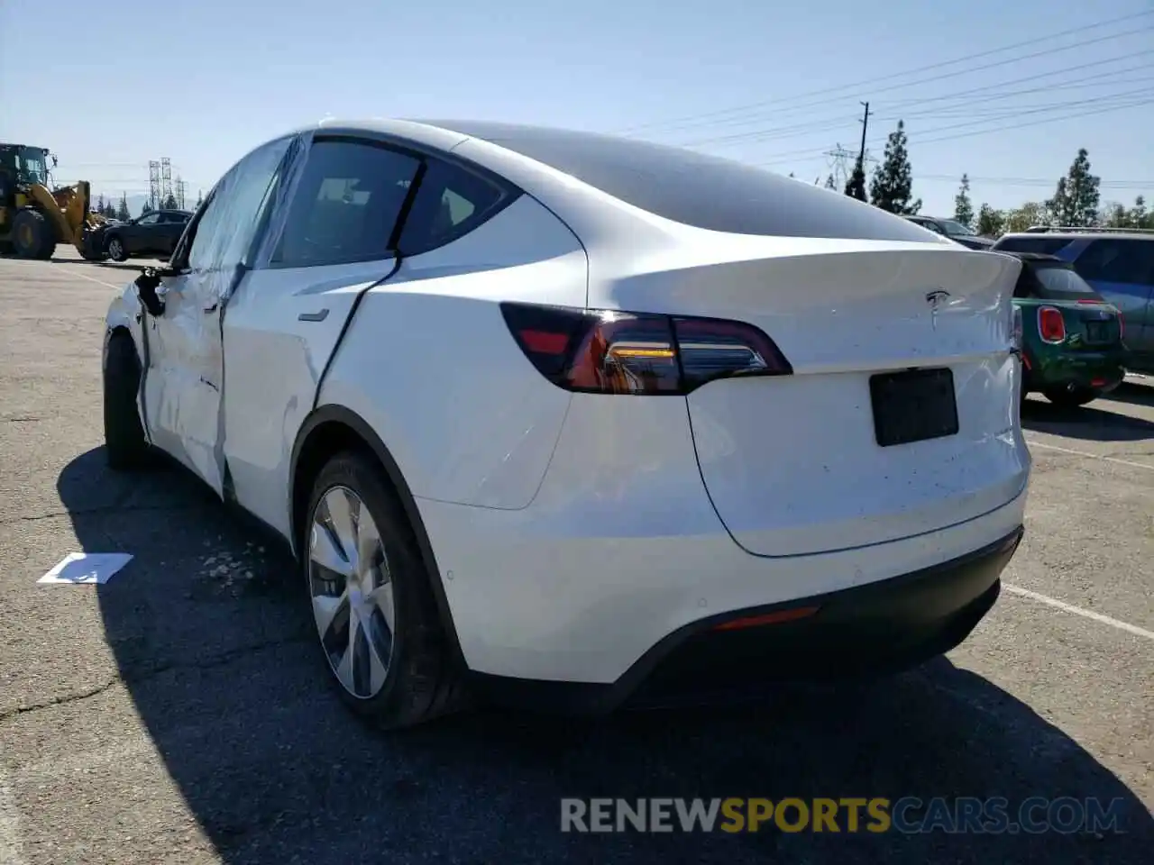 3 Photograph of a damaged car 5YJYGDEE2MF231502 TESLA MODEL Y 2021