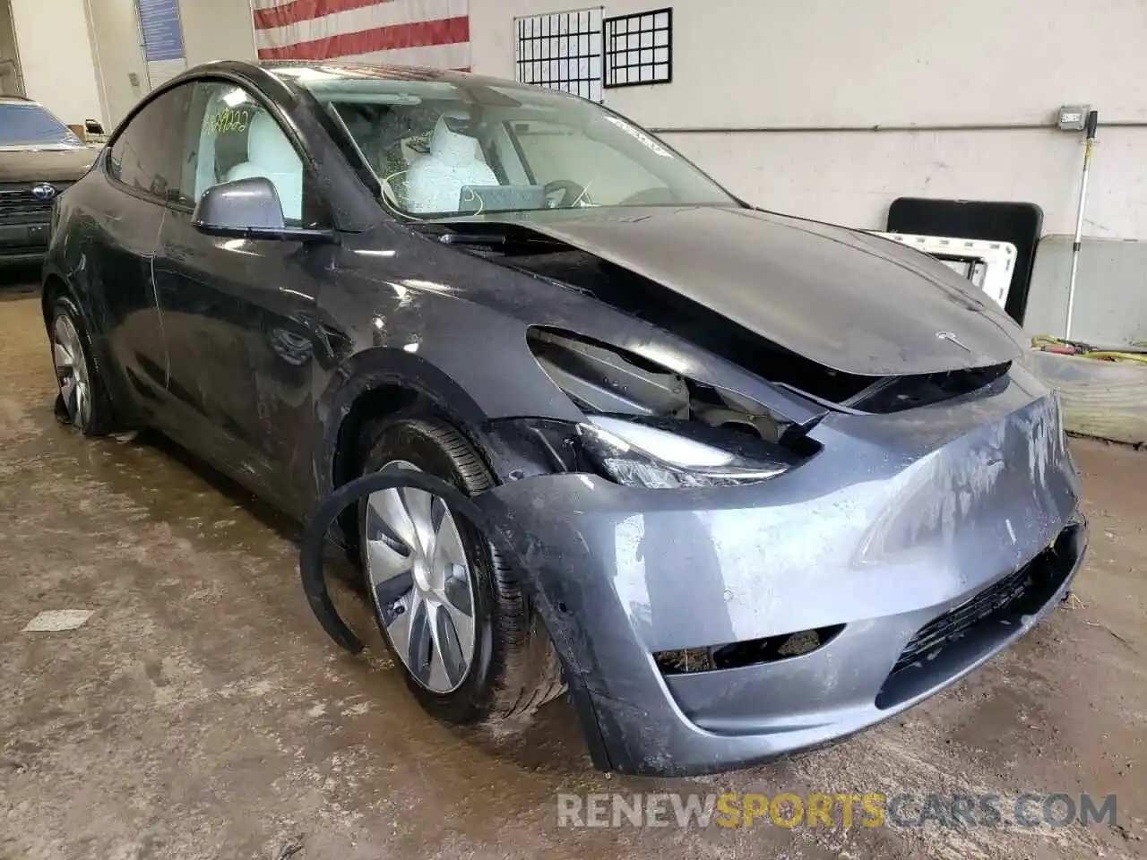 1 Photograph of a damaged car 5YJYGDEE2MF249112 TESLA MODEL Y 2021