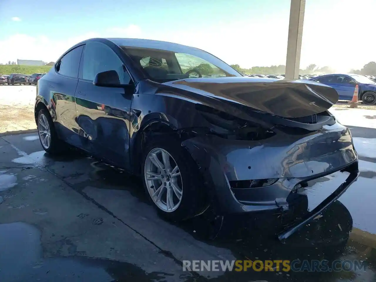 1 Photograph of a damaged car 5YJYGDEE2MF253368 TESLA MODEL Y 2021