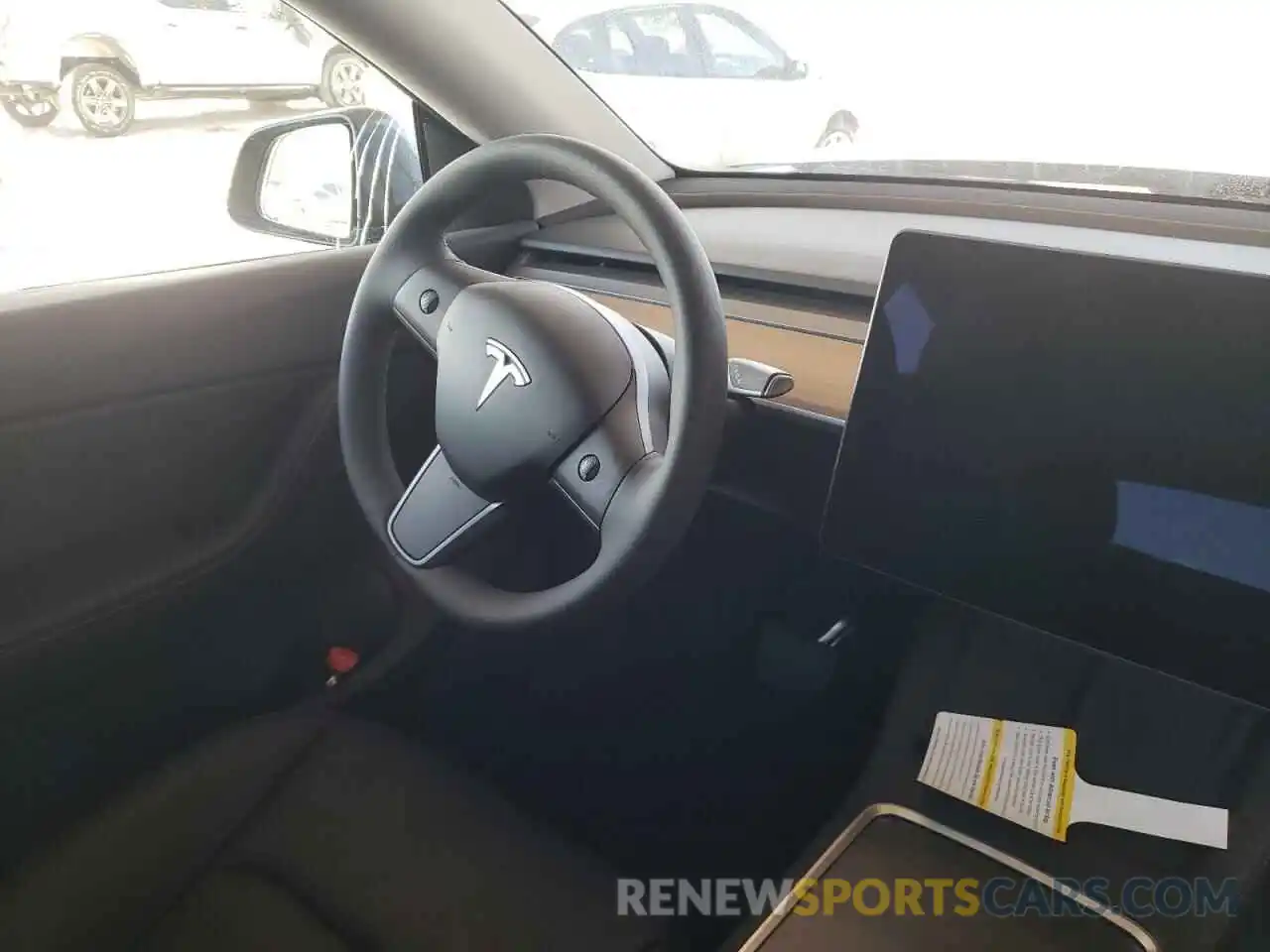 9 Photograph of a damaged car 5YJYGDEE2MF253368 TESLA MODEL Y 2021