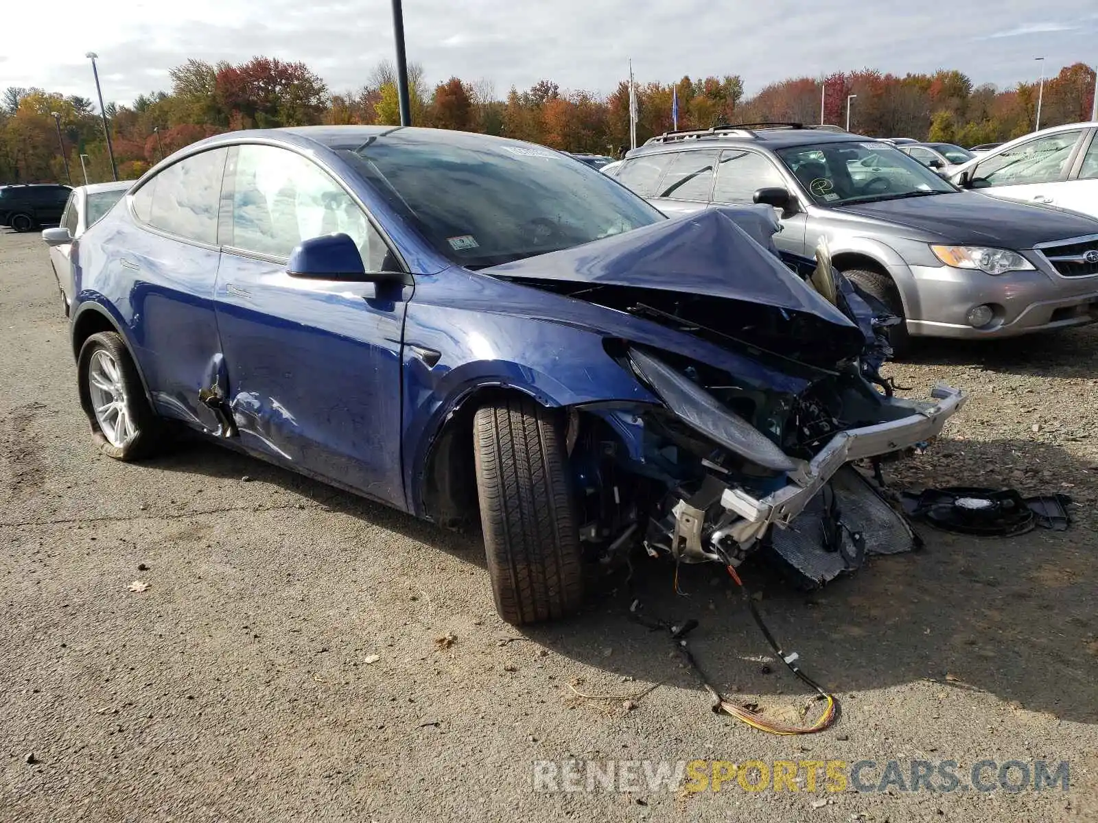 1 Photograph of a damaged car 5YJYGDEE2MF255945 TESLA MODEL Y 2021