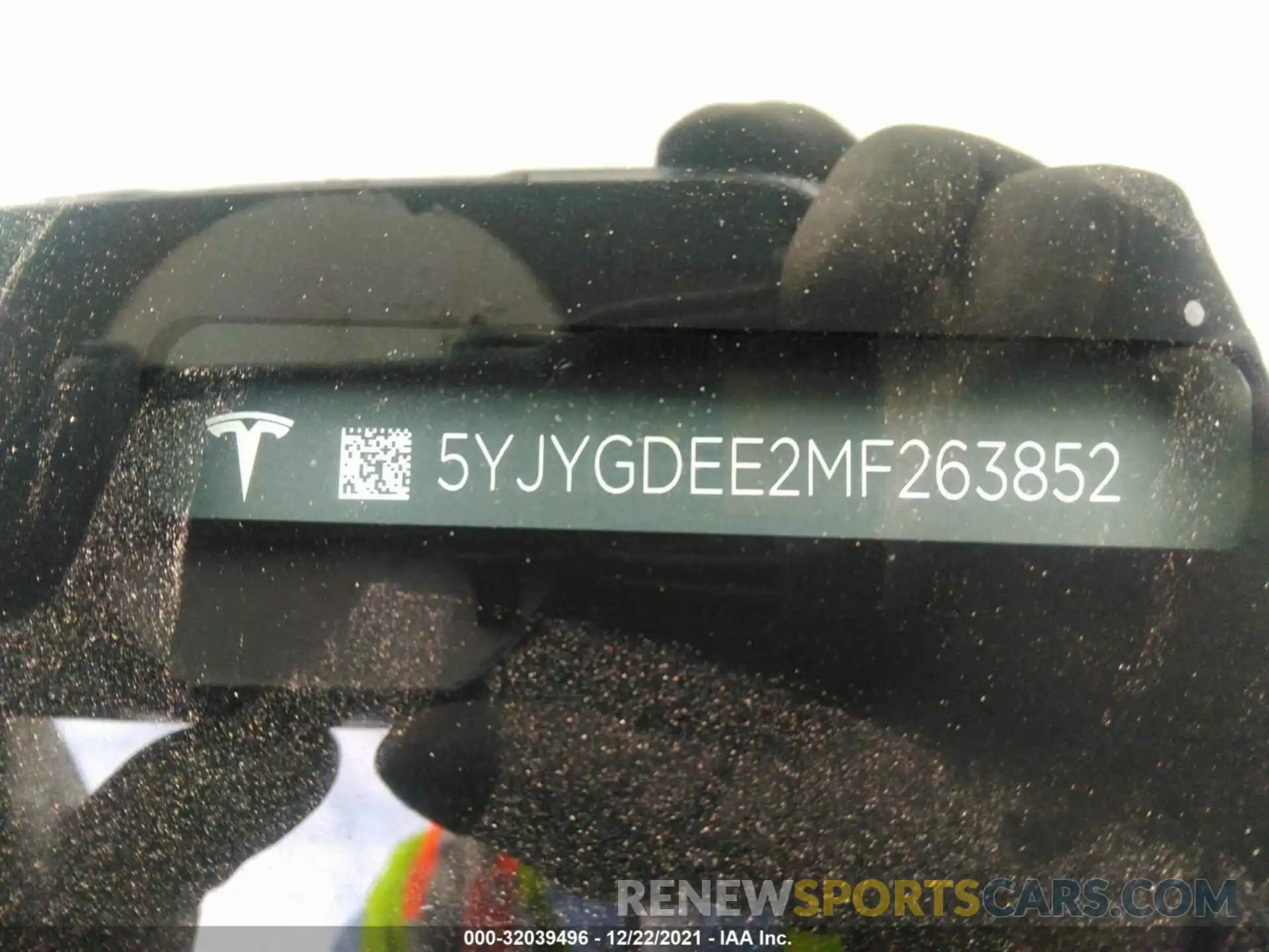 9 Photograph of a damaged car 5YJYGDEE2MF263852 TESLA MODEL Y 2021