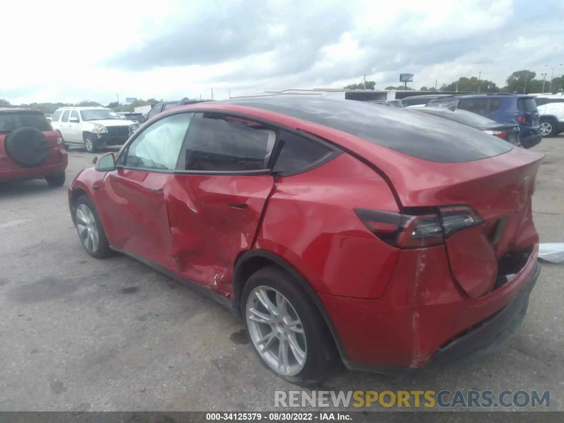 3 Photograph of a damaged car 5YJYGDEE2MF285852 TESLA MODEL Y 2021